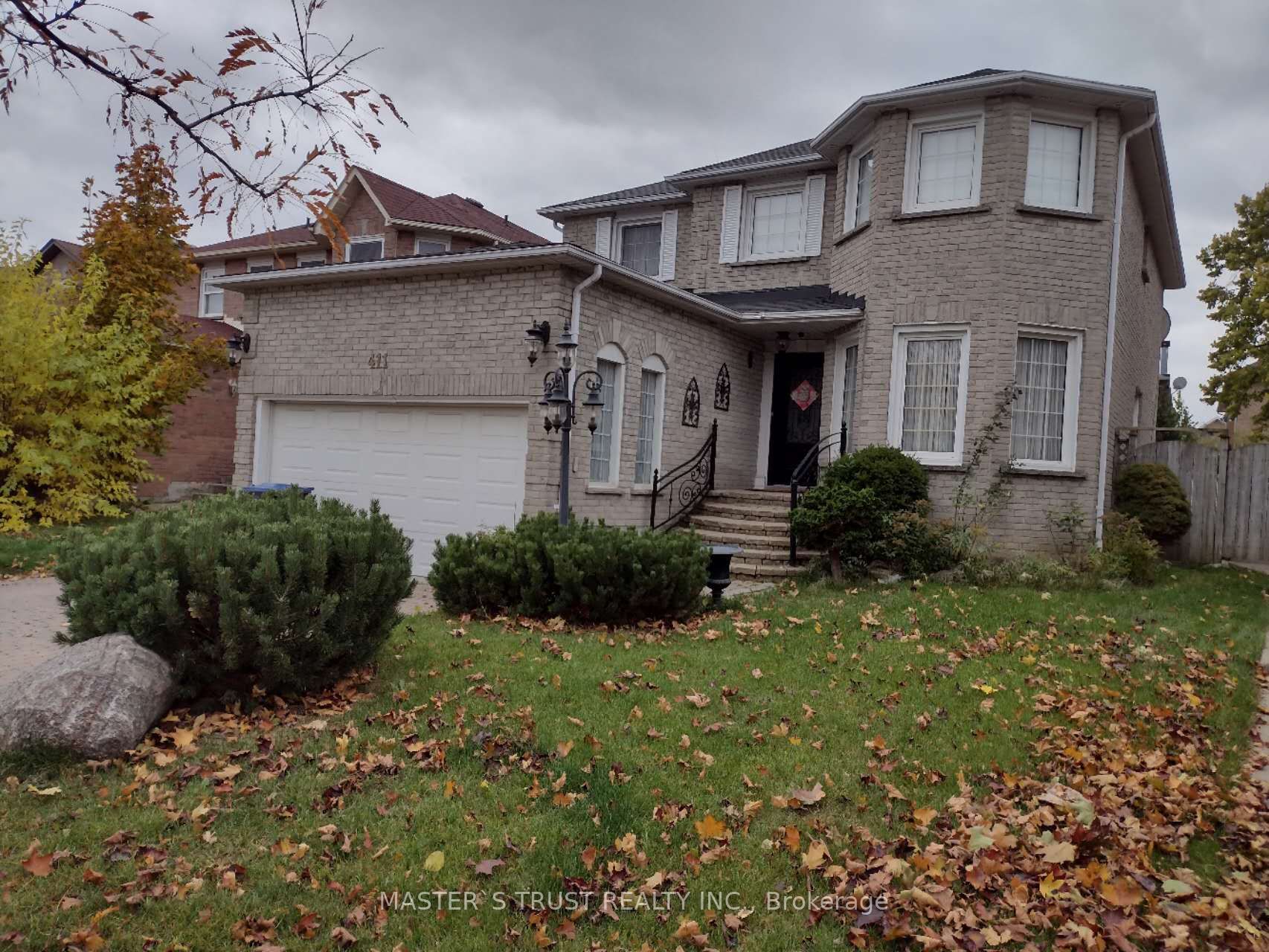 411 Winfield Ter Property Photo 1