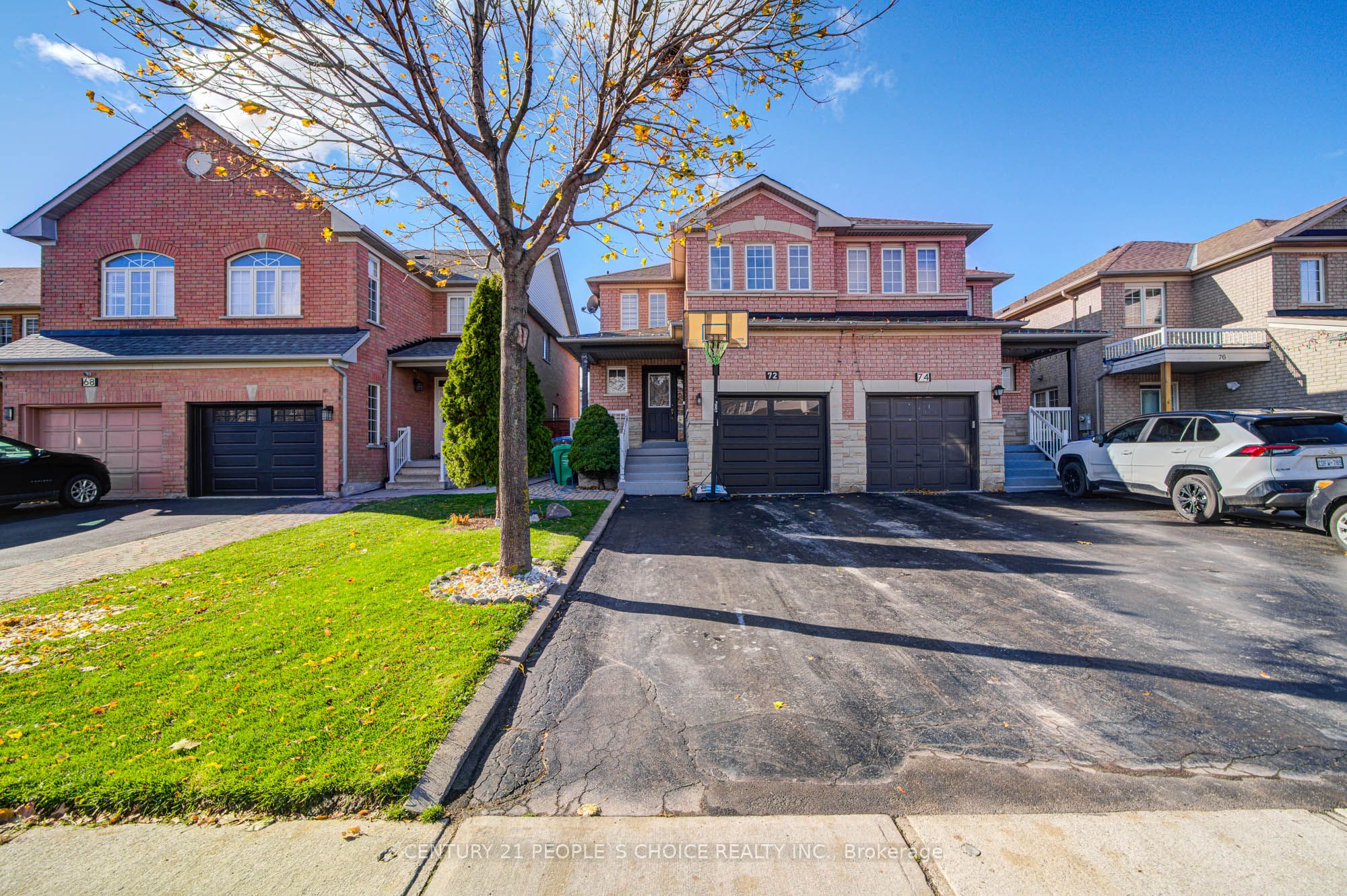 72 Zia Dodda Cres