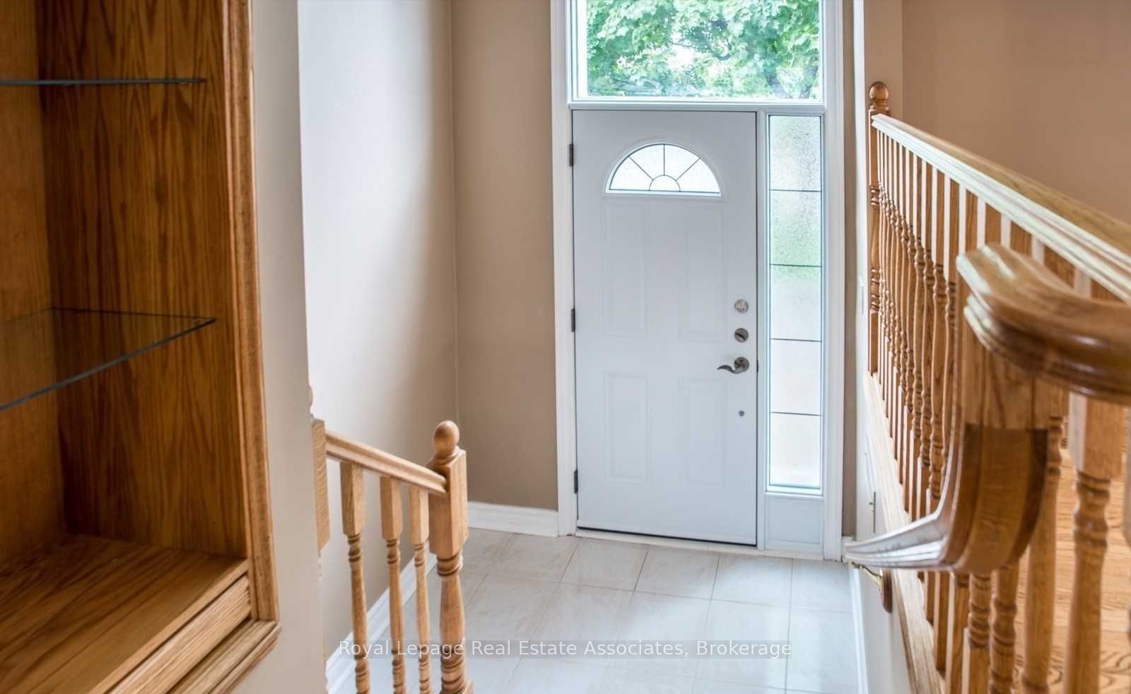 9 Wilton Dr Property Photo 3