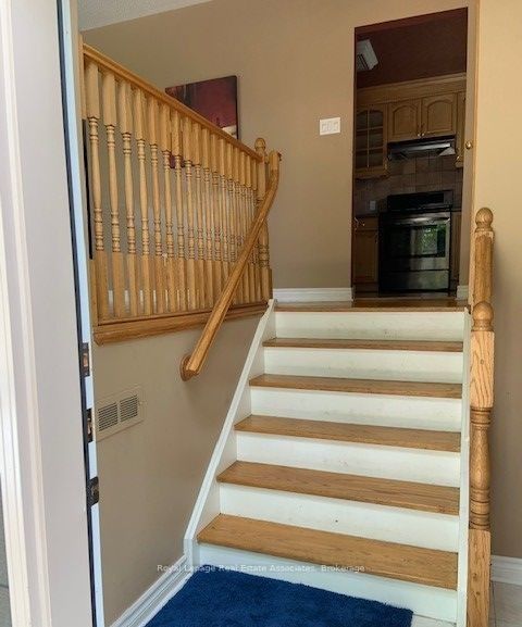 9 Wilton Dr Property Photo 4