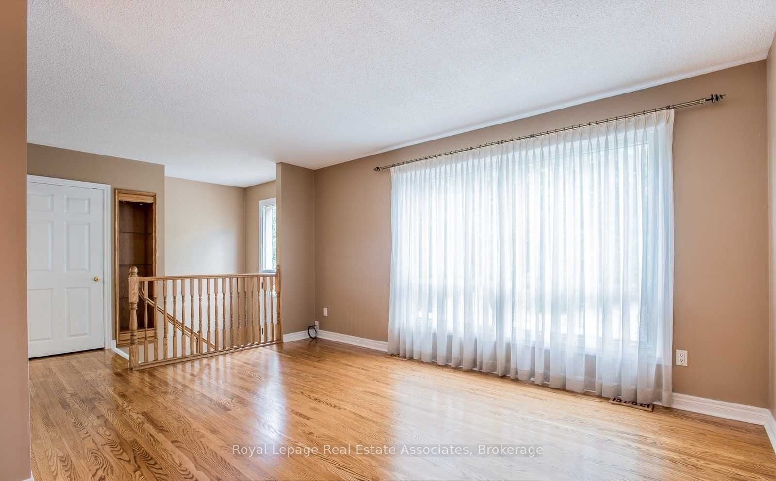 9 Wilton Dr Property Photo 5