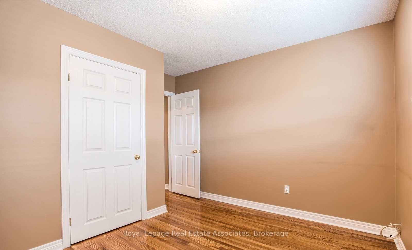 9 Wilton Dr Property Photo 10