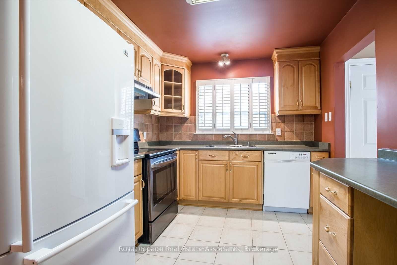 9 Wilton Dr Property Photo 14