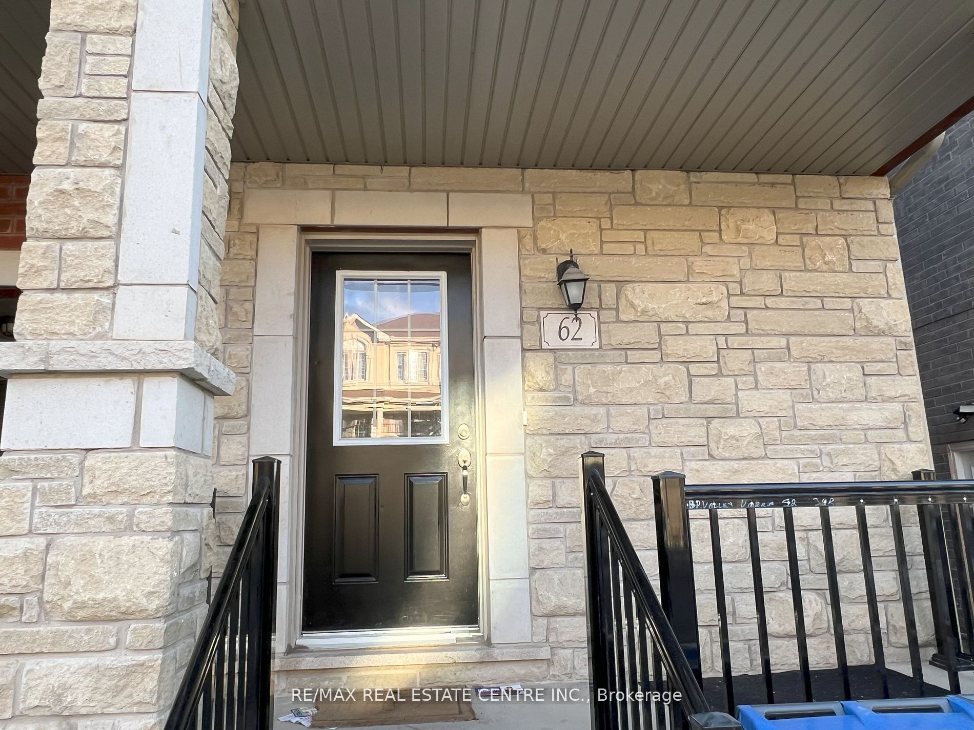 62 Hashmi Pl Property Photo 1
