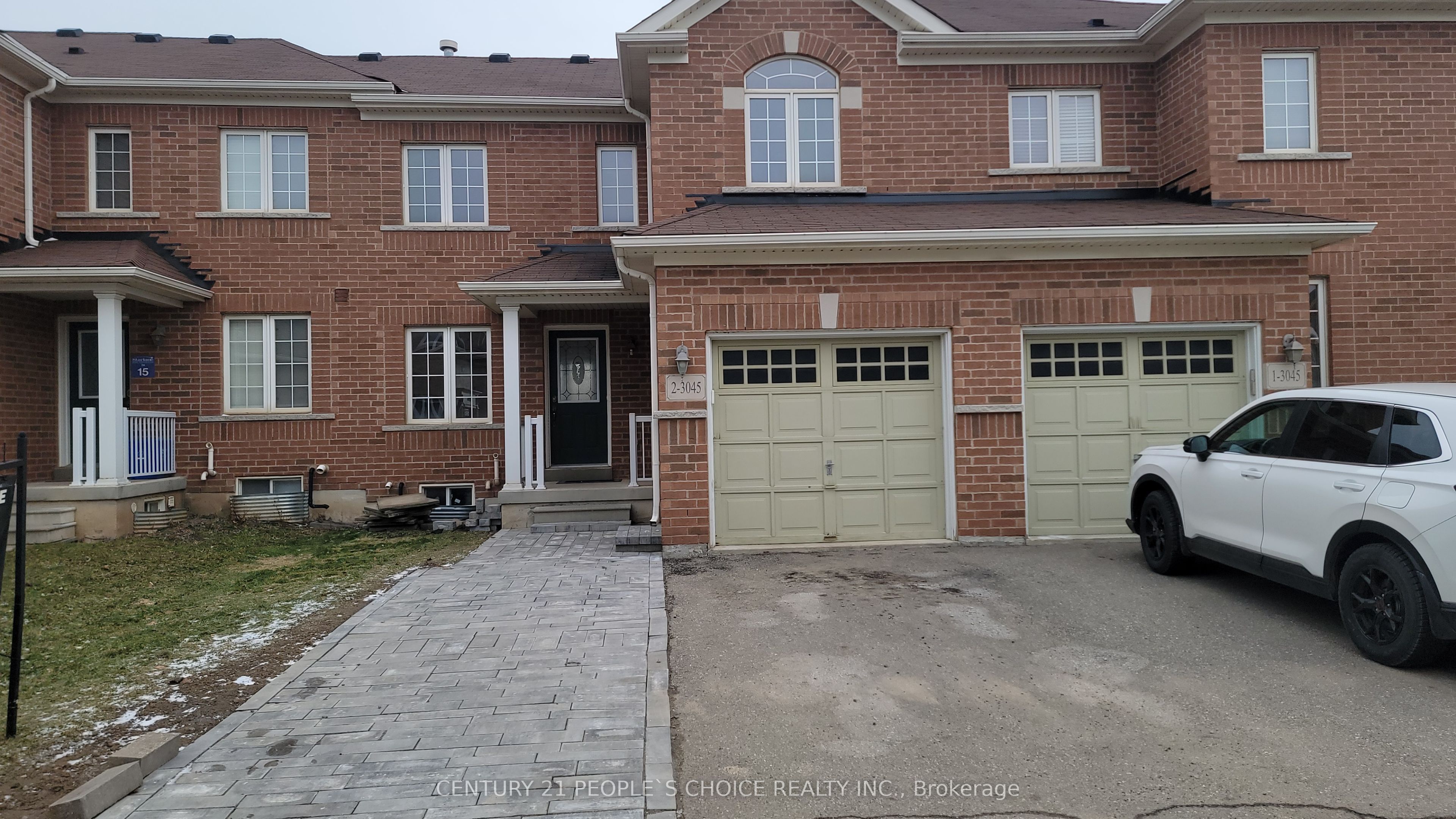 3045 Gladeside Avenue 2 Property Photo 1
