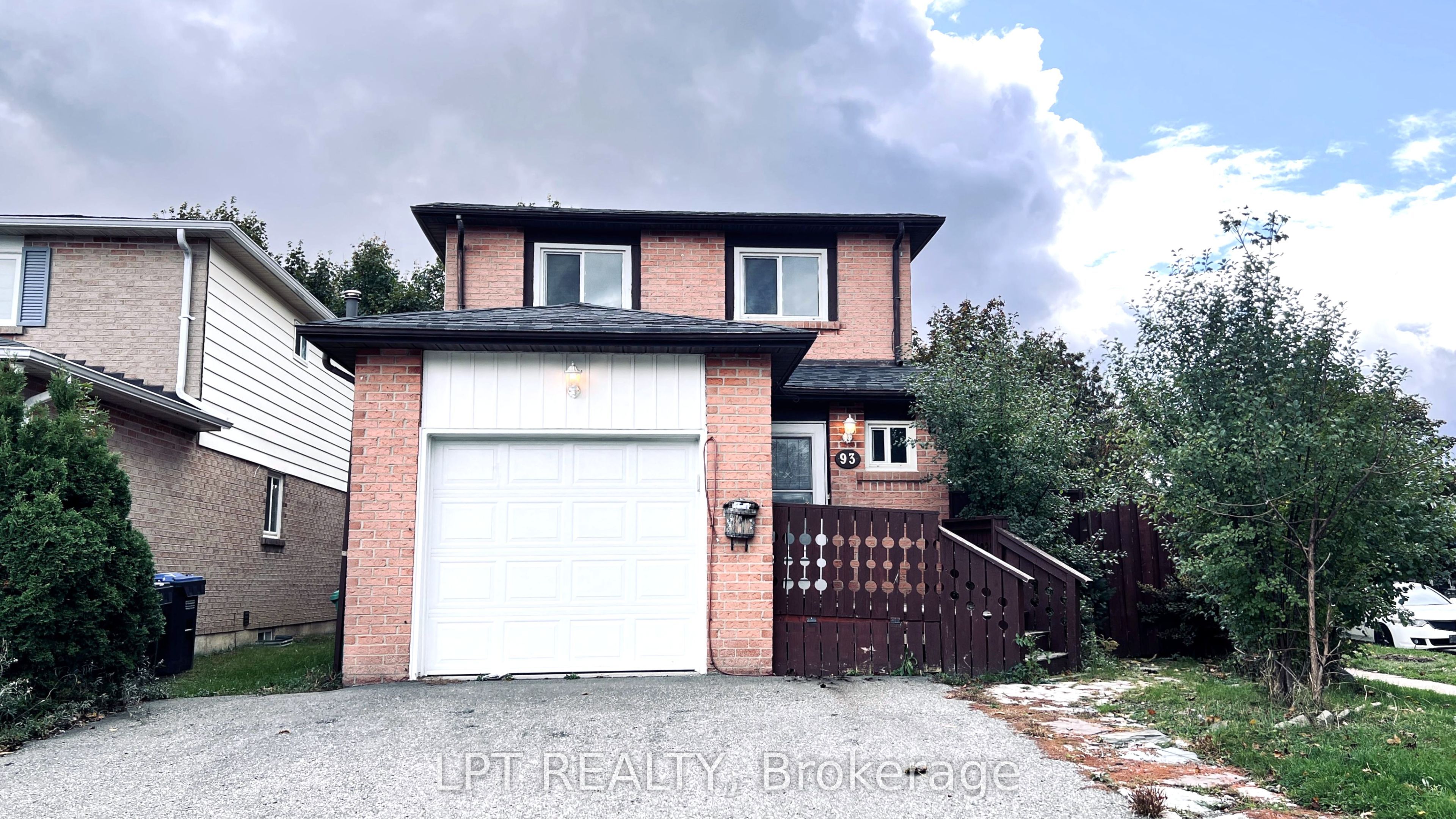 93 Martindale Crescent Property Photo 1