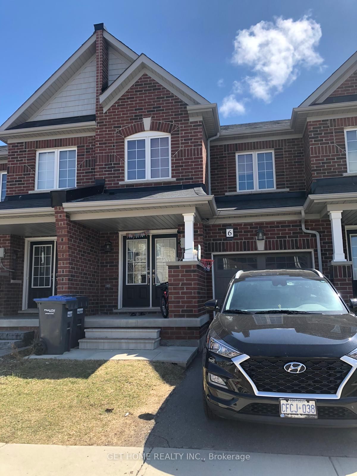 6 Baffin Cres Property Photo 1