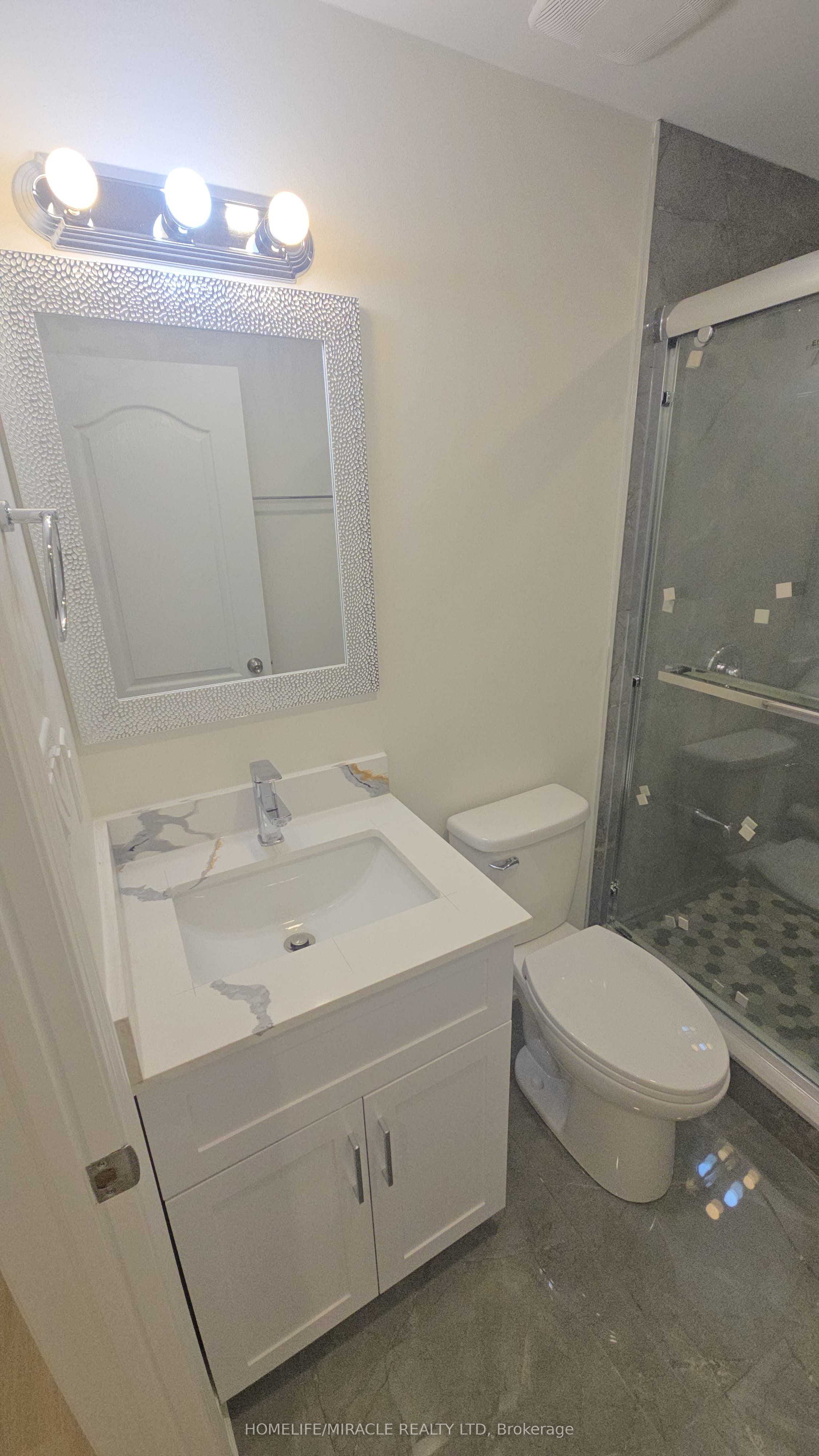 16 Meadowcrest Ln Property Photo 15