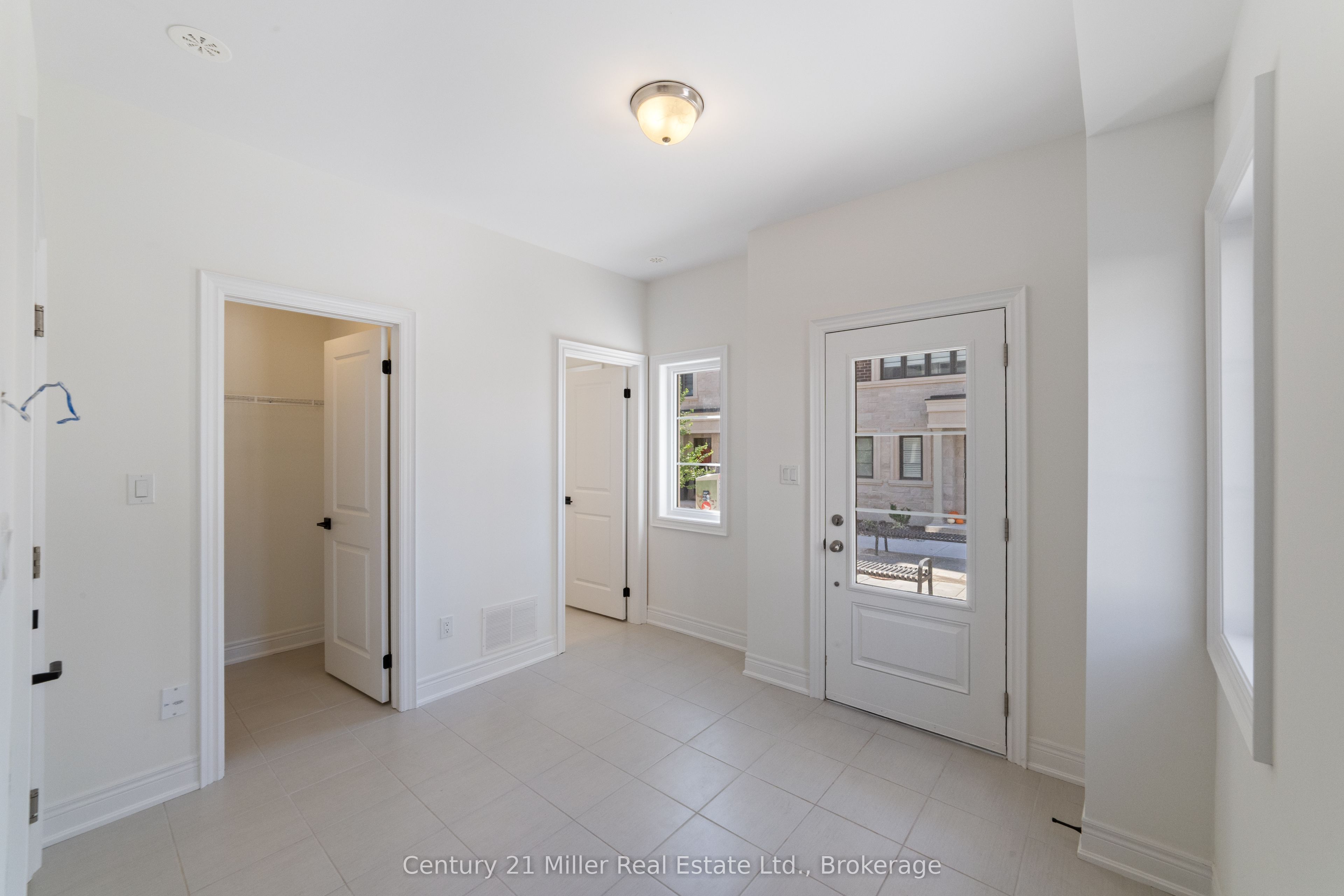 260 Melody Common 36 Property Photo 3