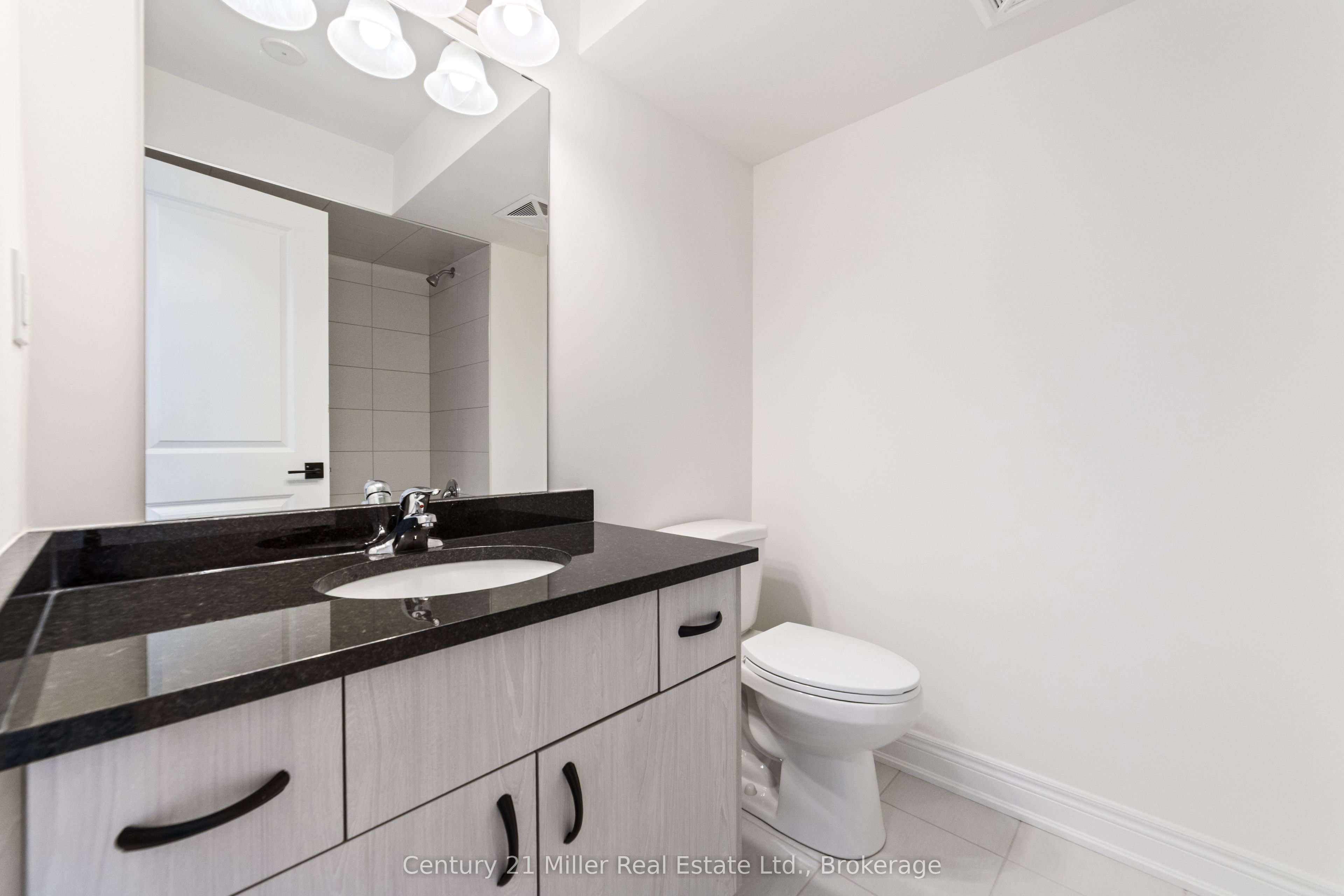 260 Melody Common 36 Property Photo 18