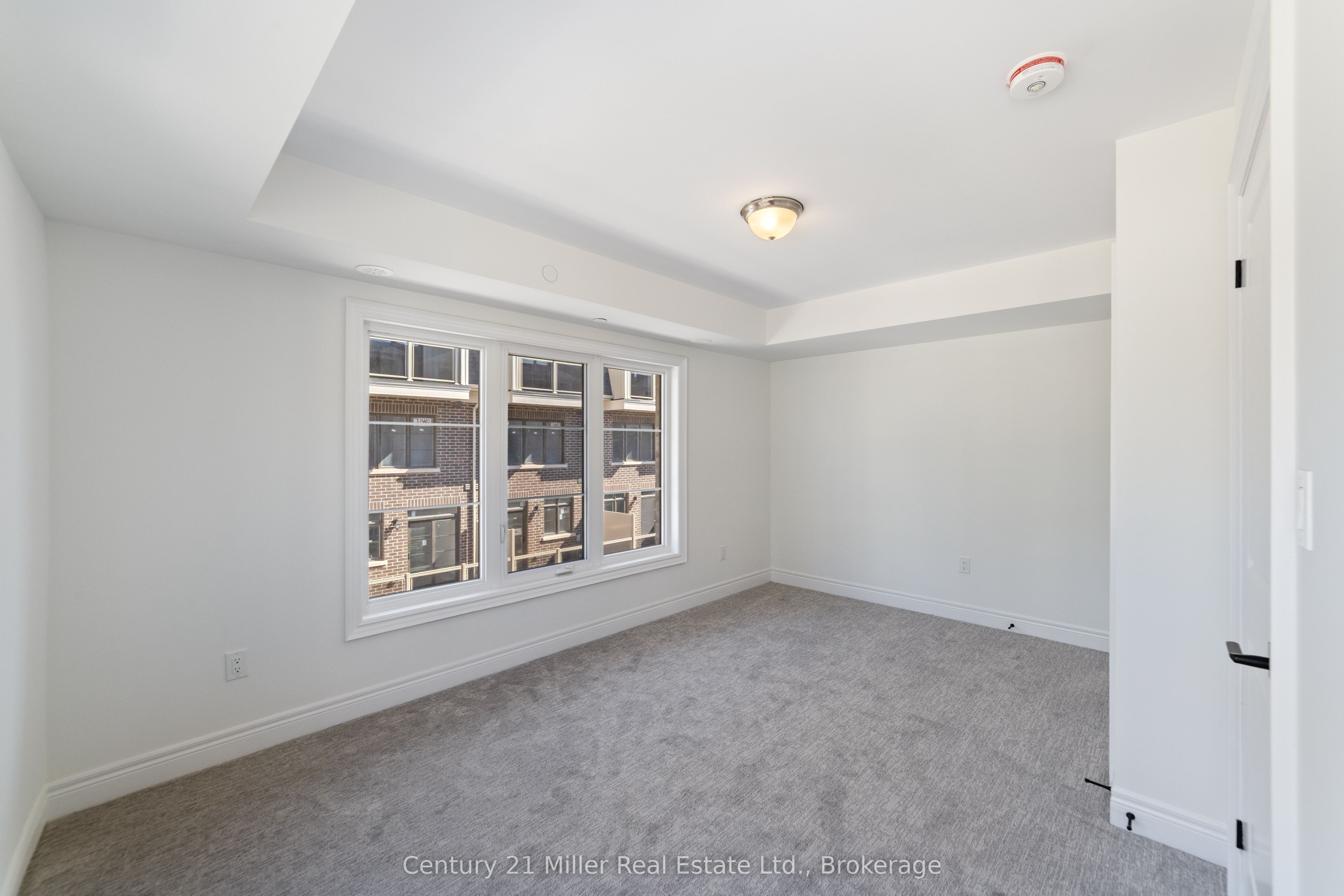 260 Melody Common 36 Property Photo 22