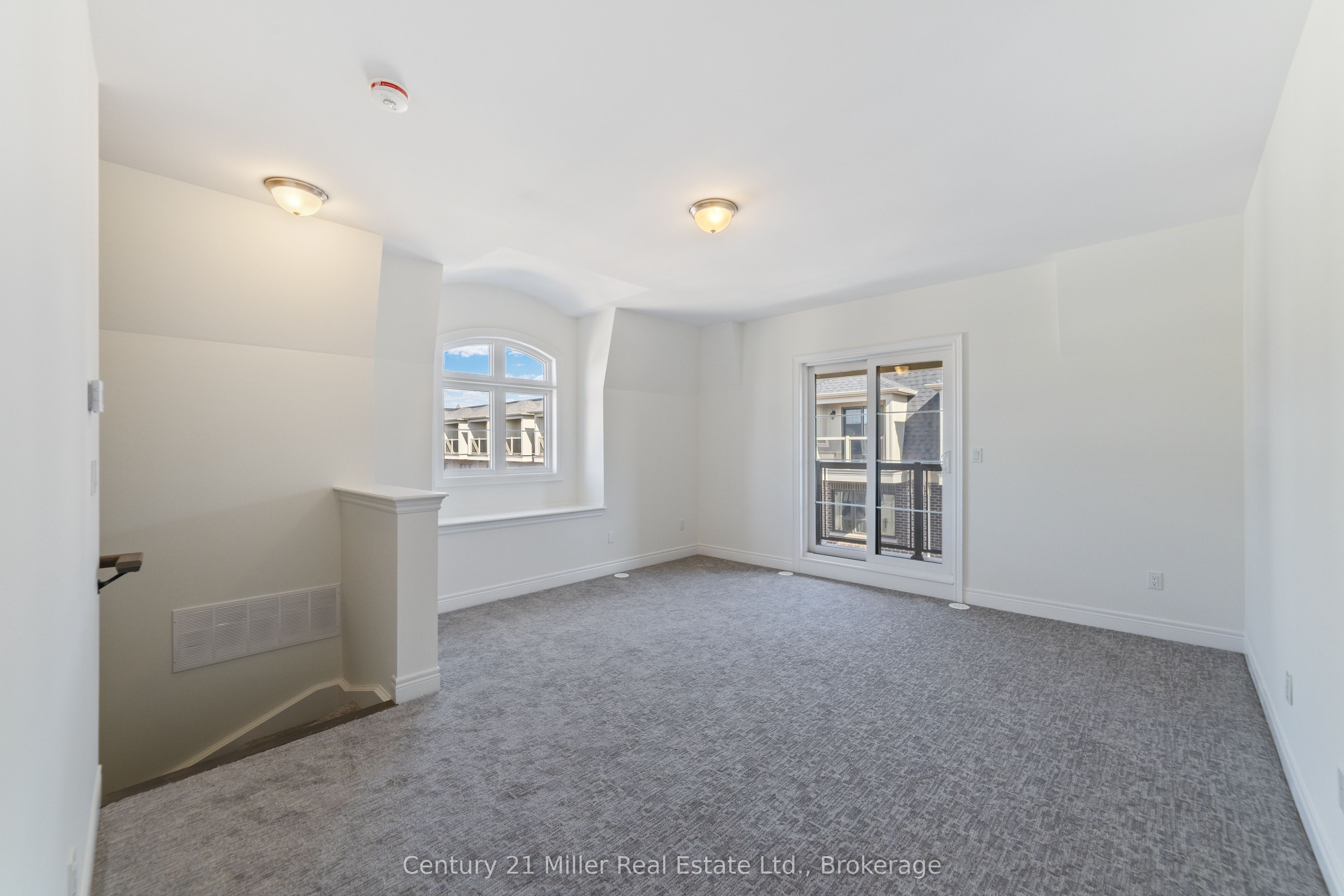260 Melody Common 36 Property Photo 24