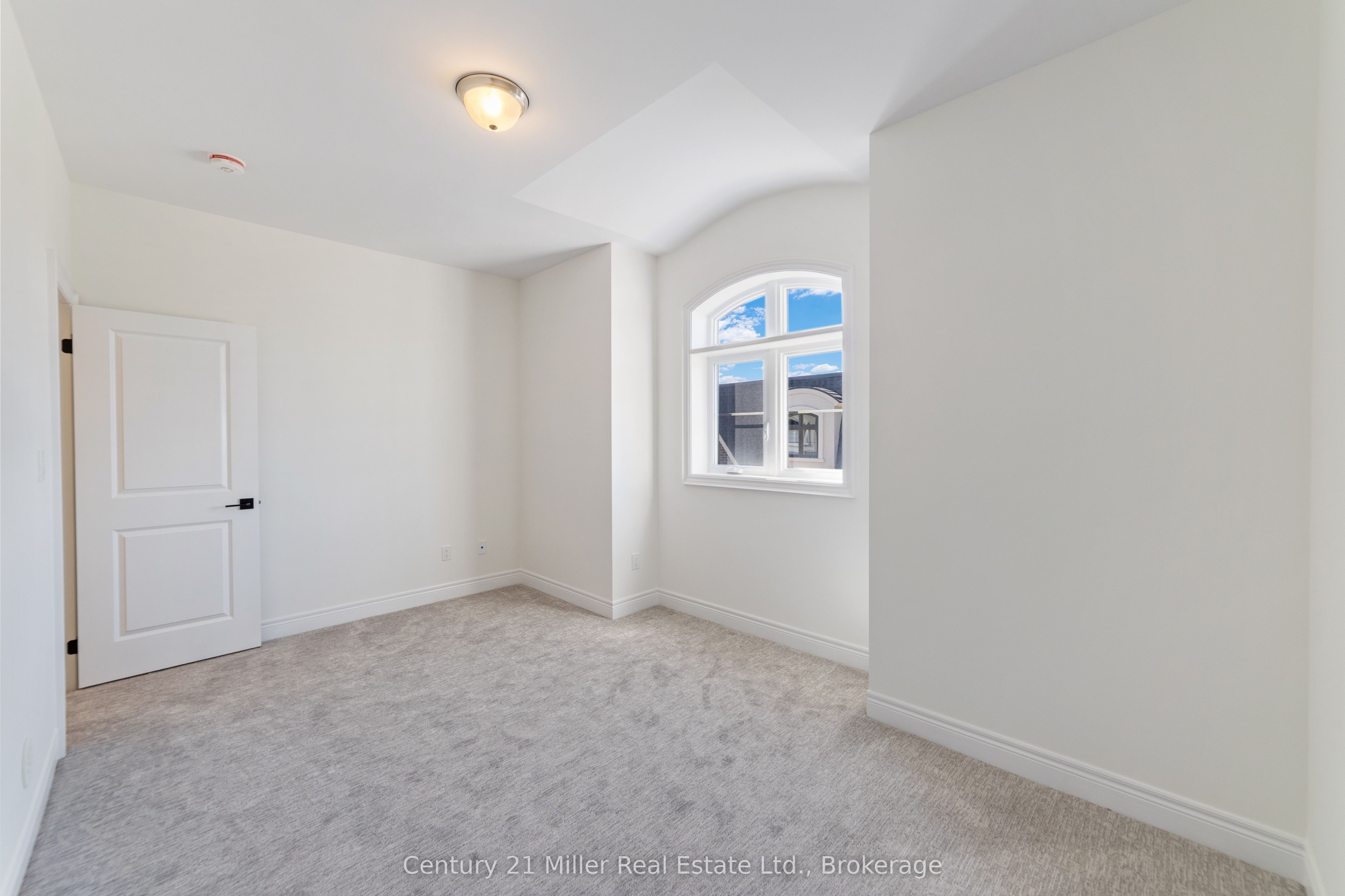 260 Melody Common 36 Property Photo 29