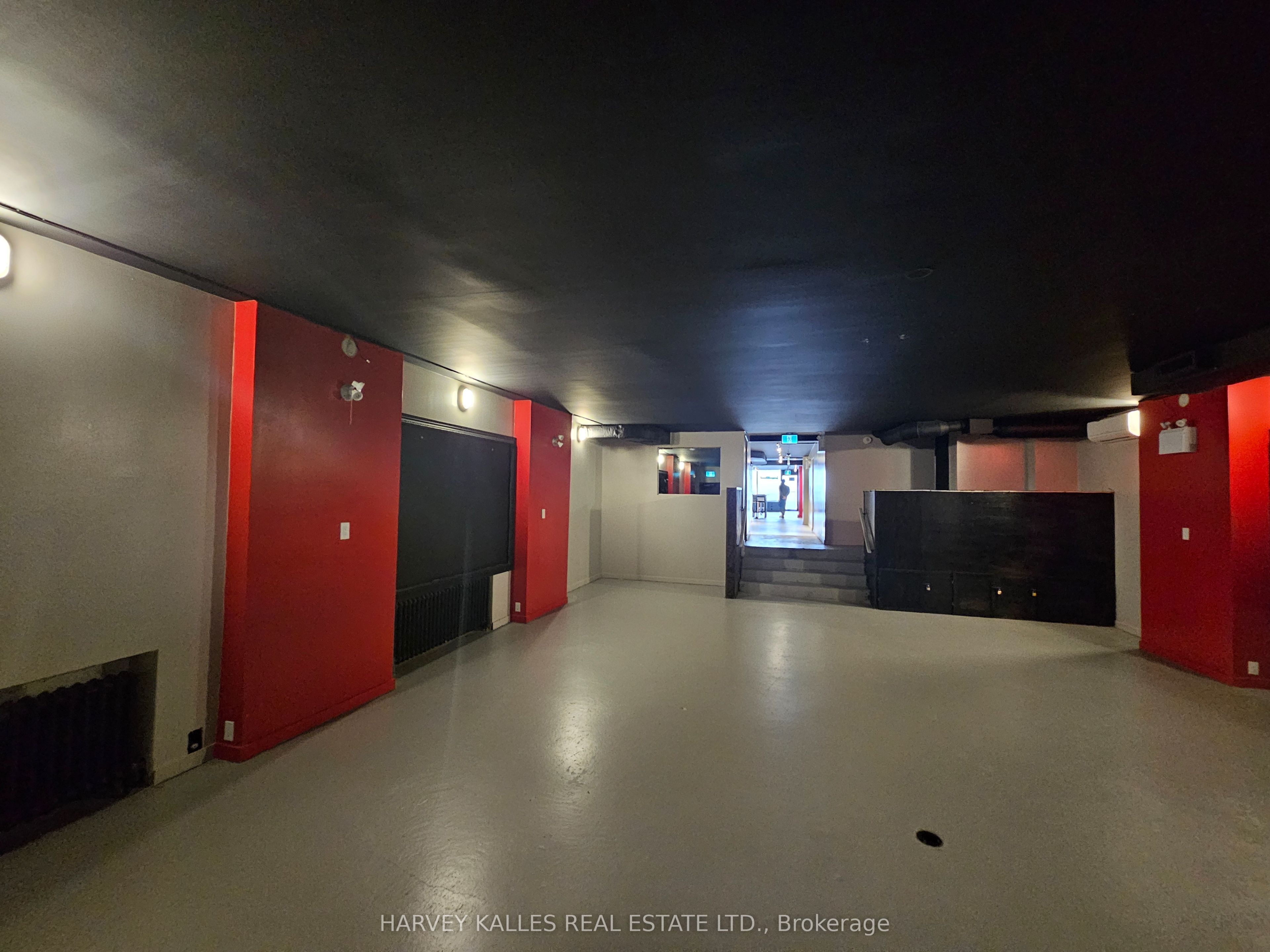 2058 Dufferin Street Ground Property Photo 7