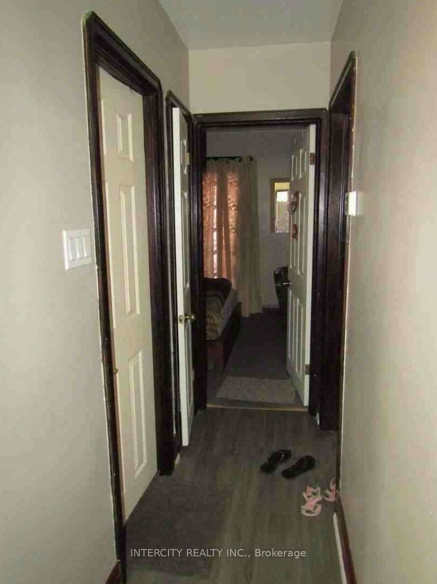 54 Sixteenth Street Property Photo 9