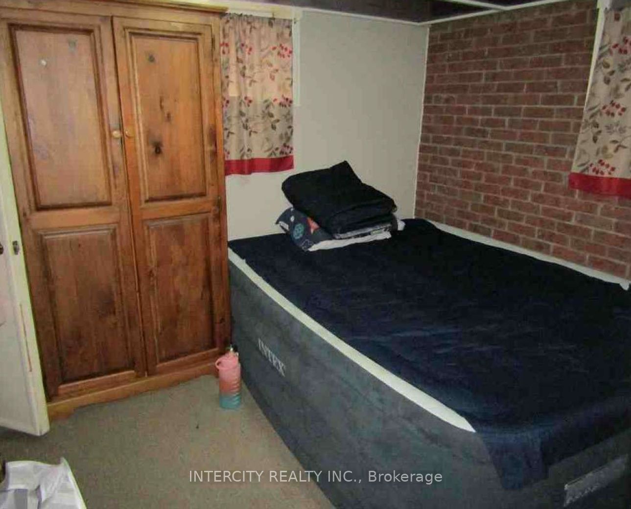 54 Sixteenth Street Property Photo 15