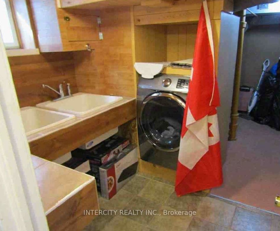 54 Sixteenth Street Property Photo 20