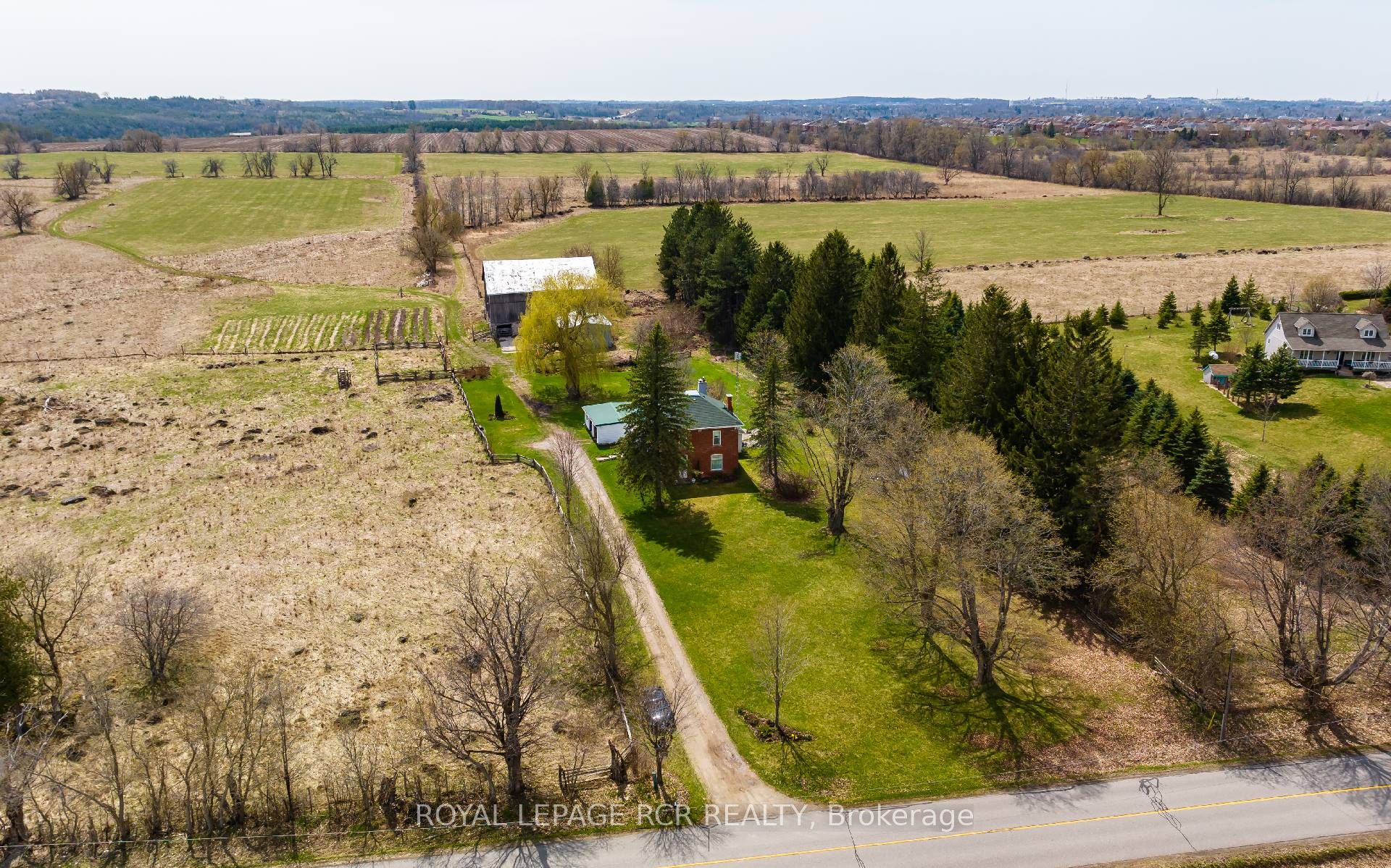 21120 Kennedy Road Property Photo 15