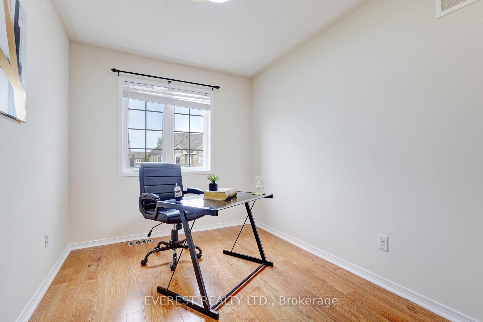 5172 Nestling Grove Property Photo 25