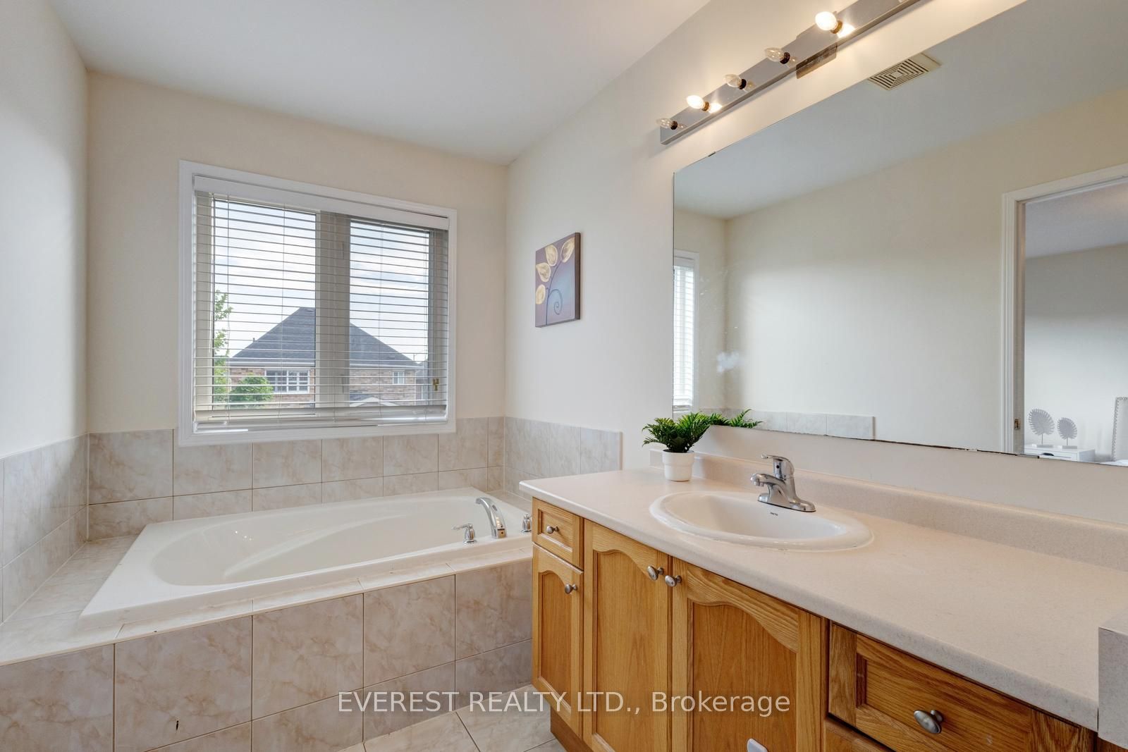 5172 Nestling Grove Property Photo 37
