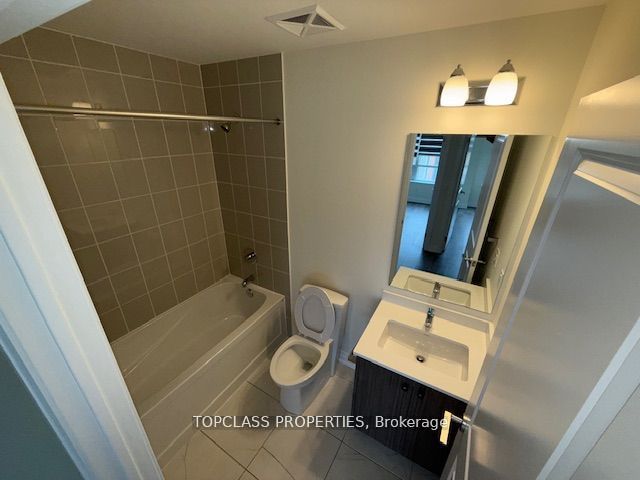 75 Attmar Drive 357 Property Photo 8