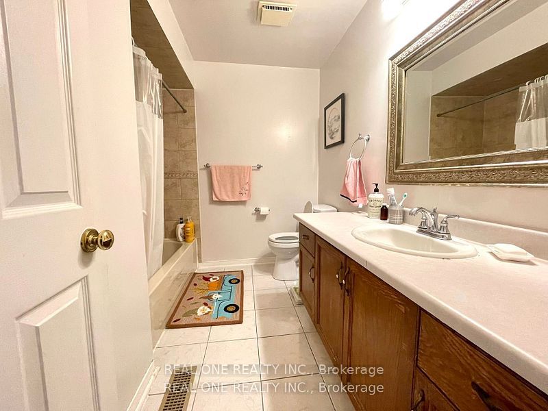 1235 Blackburn Drive Unit 1 Property Photo 4