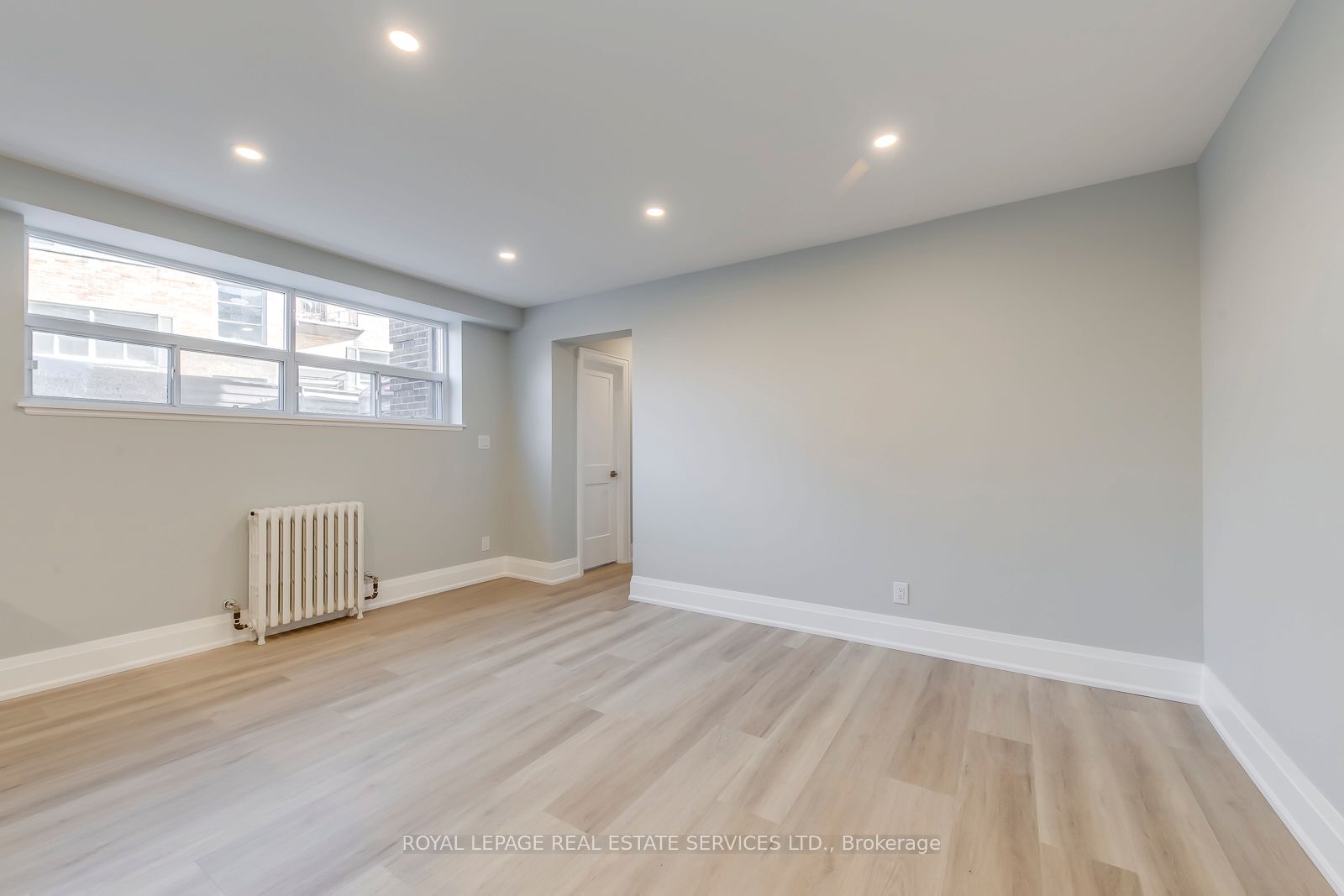 322 N Lakeshore Road W Property Photo 11