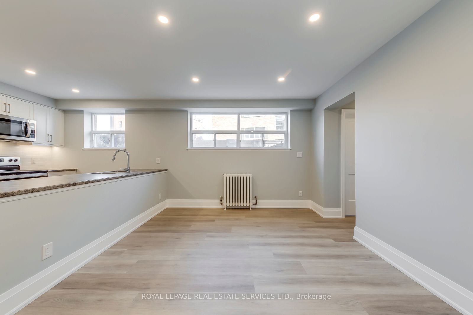 322 N Lakeshore Road W Property Photo 12