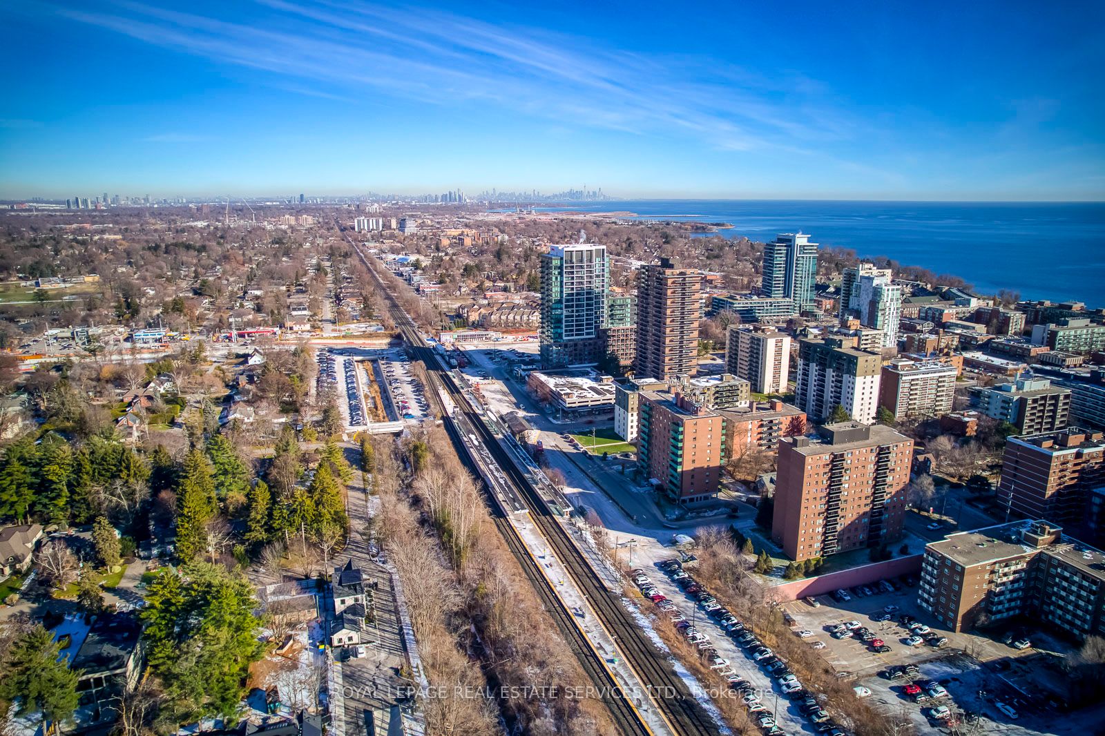 322 N Lakeshore Road W Property Photo 37