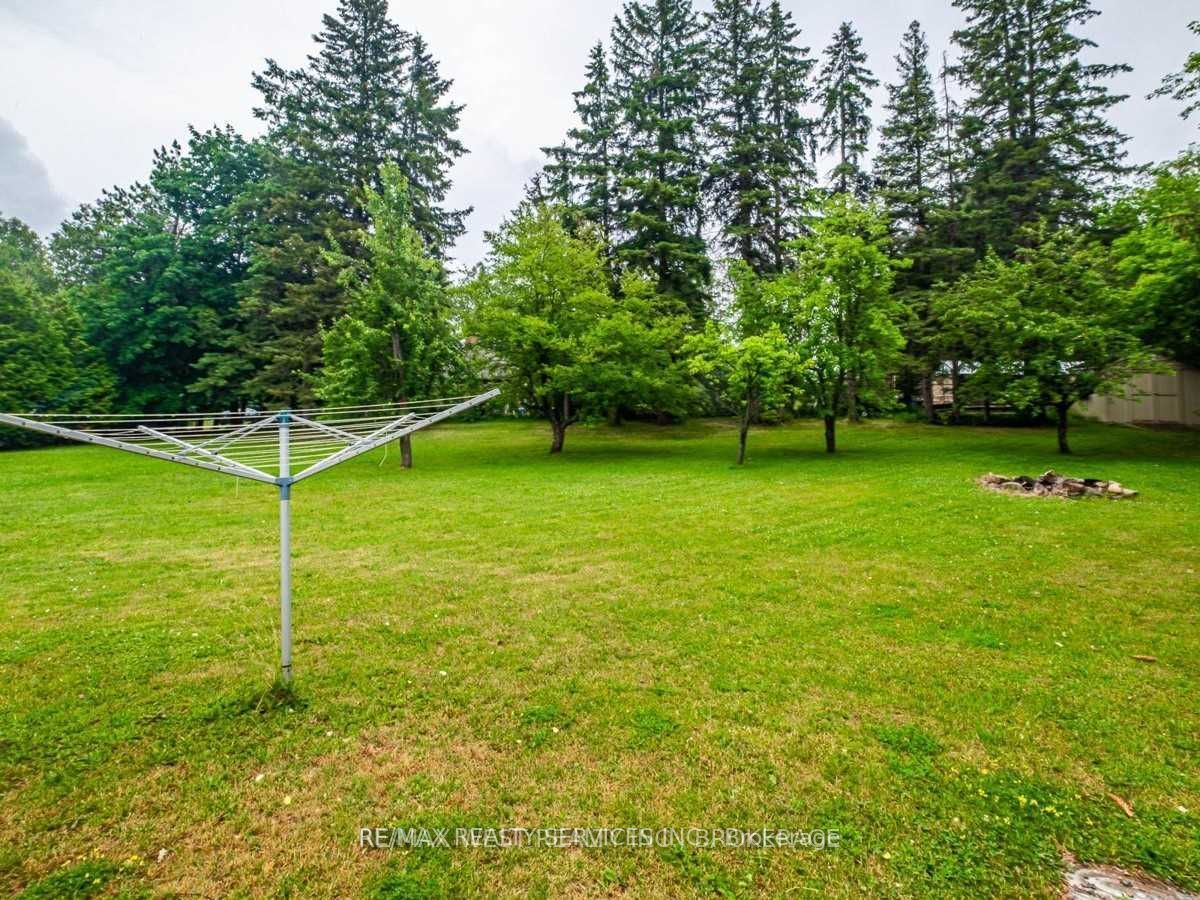 2901 Charleston Side Road Property Photo 16