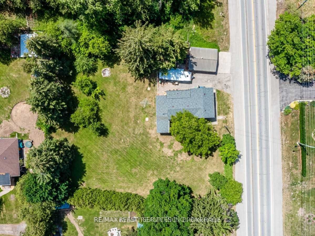 2901 Charleston Side Road Property Photo 19