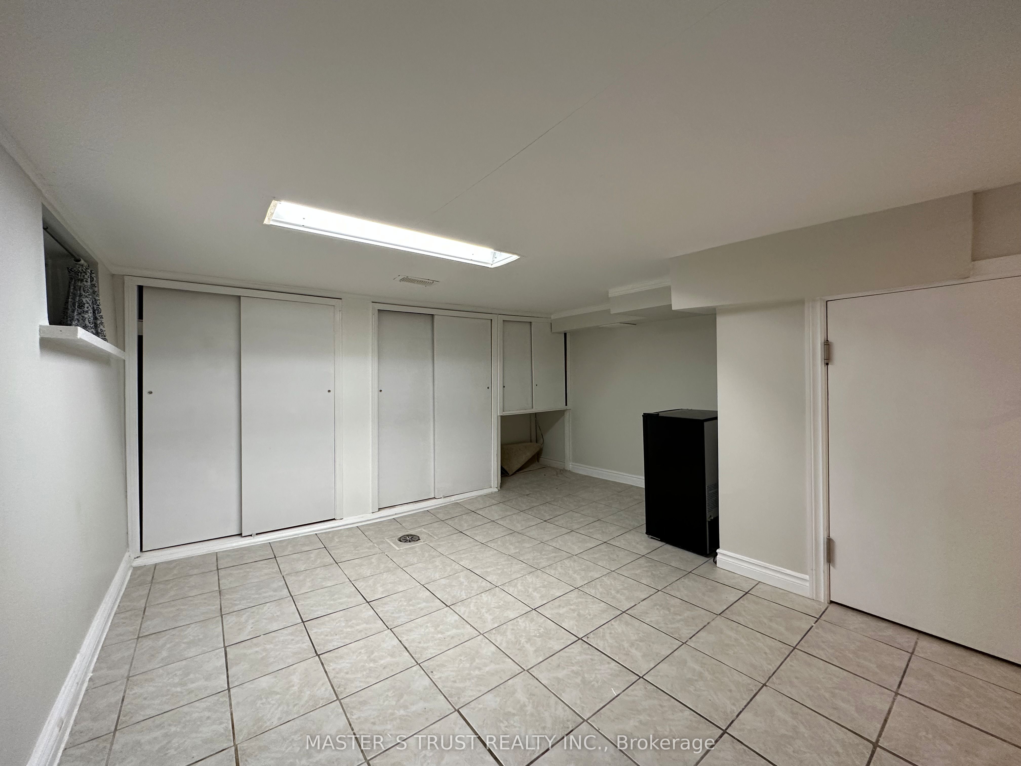 151 Dynevor Road Lower Property Photo 4