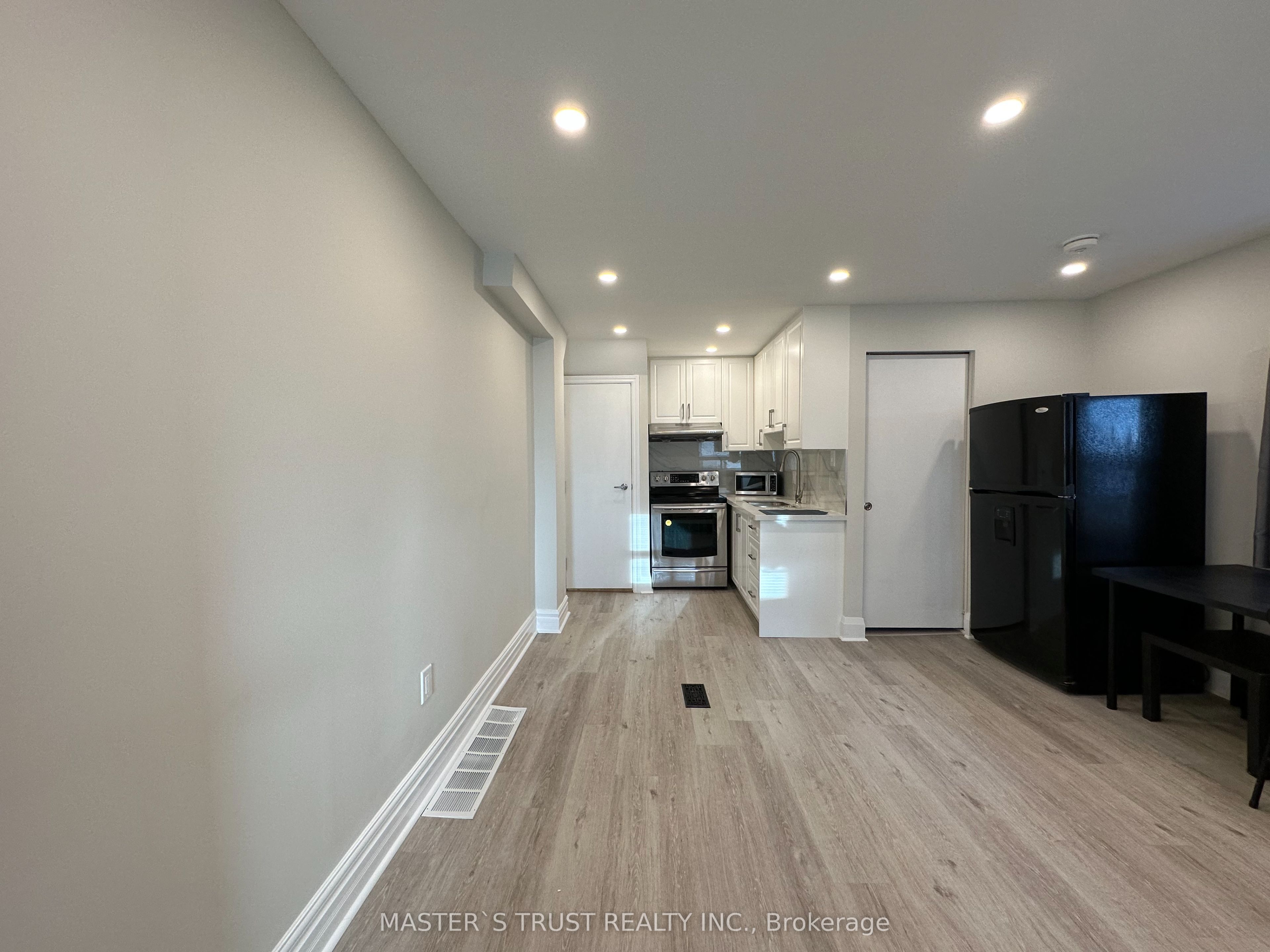 151 Dynevor Road Main Property Photo 2