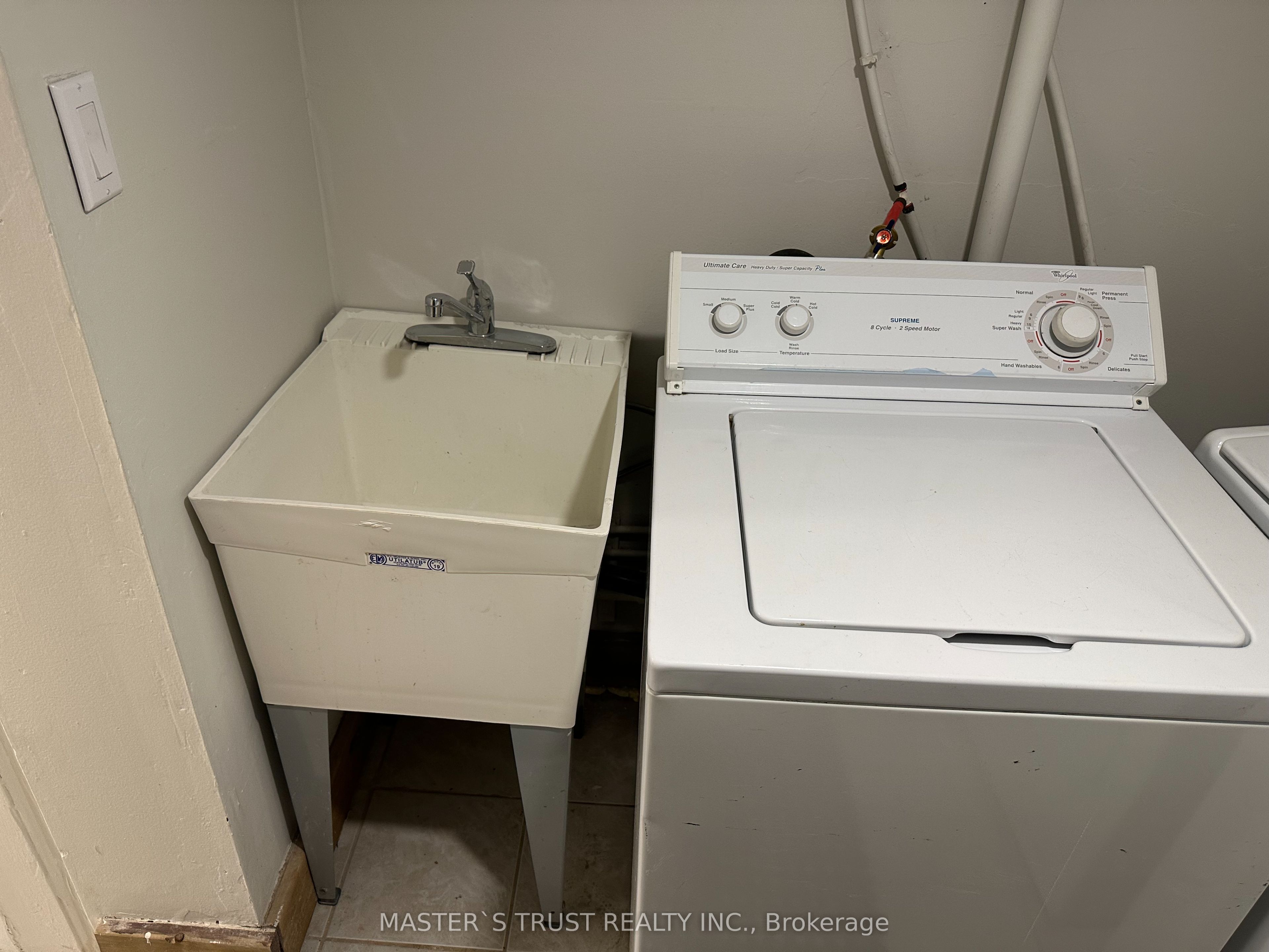 151 Dynevor Road Main Property Photo 8
