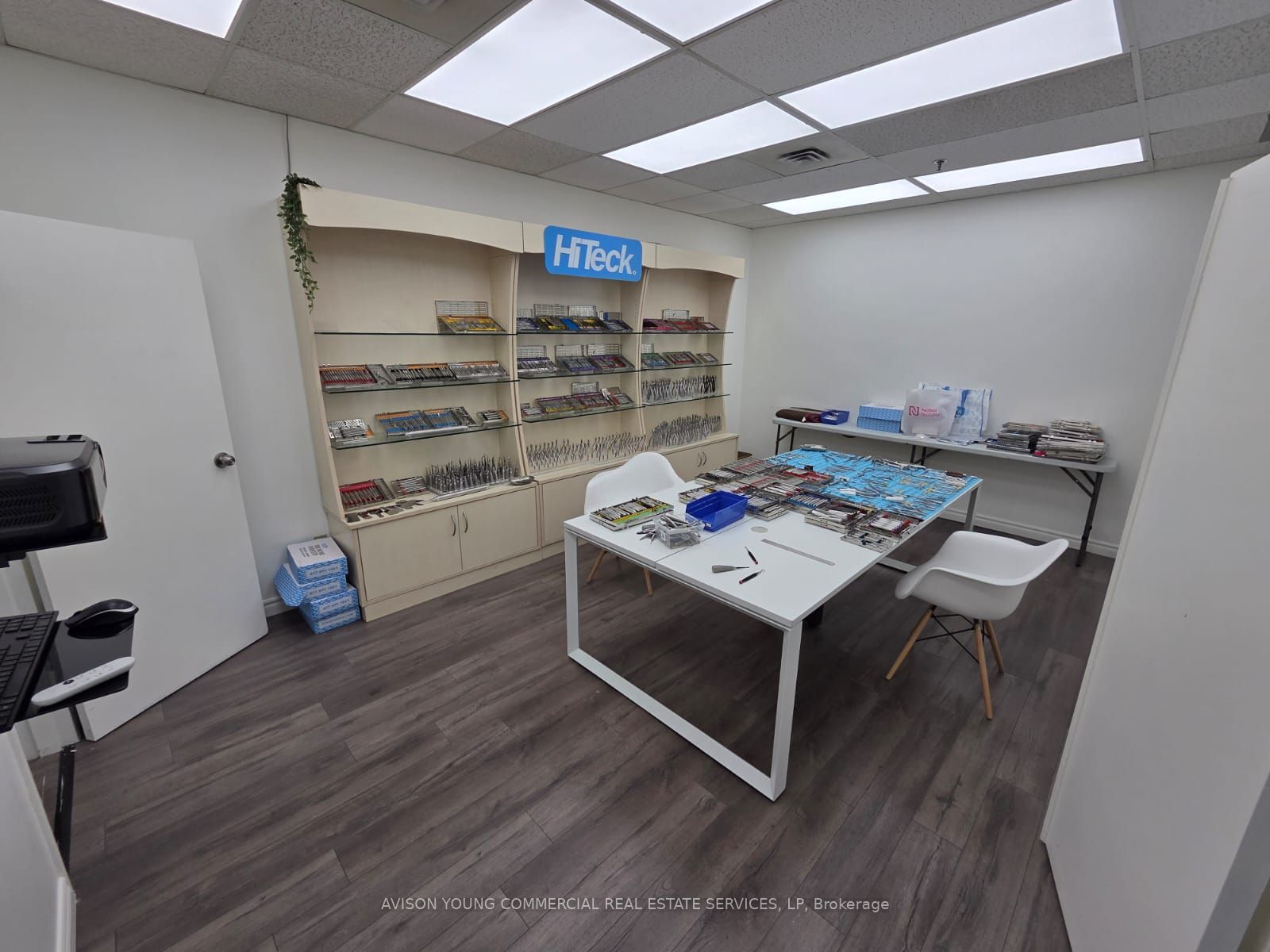 215 Traders Boulevard E 18 Property Photo 5