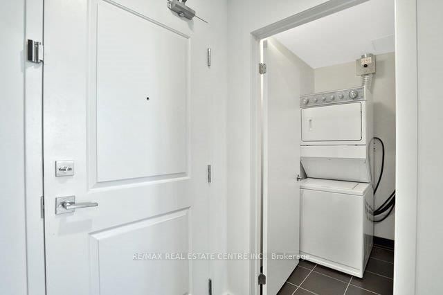2490 Old Bronte Road 318 Property Photo 19