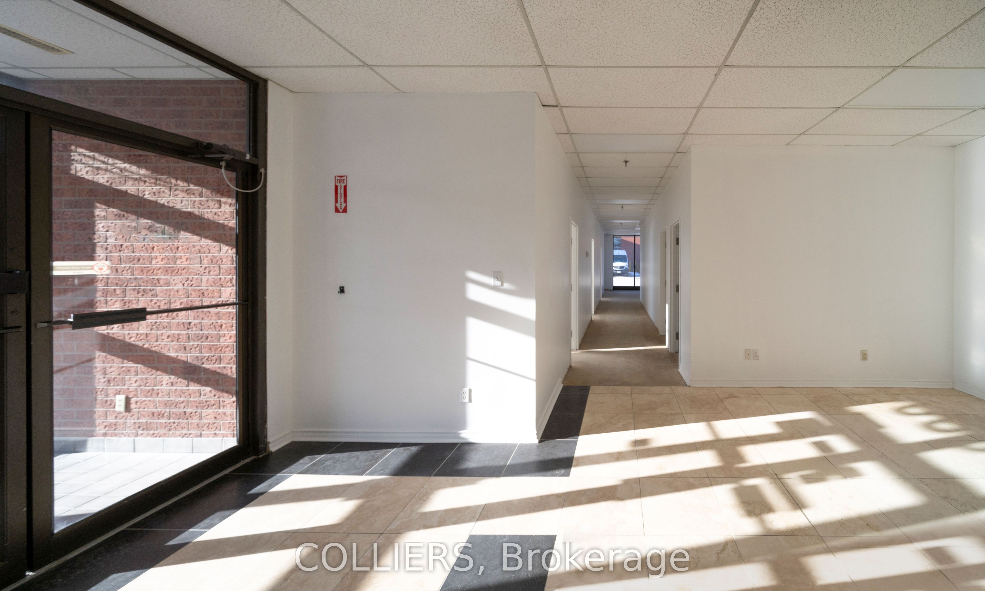 5380 Timberlea Boulevard Property Photo 3