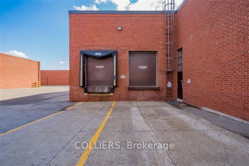 5380 Timberlea Boulevard Property Photo 11