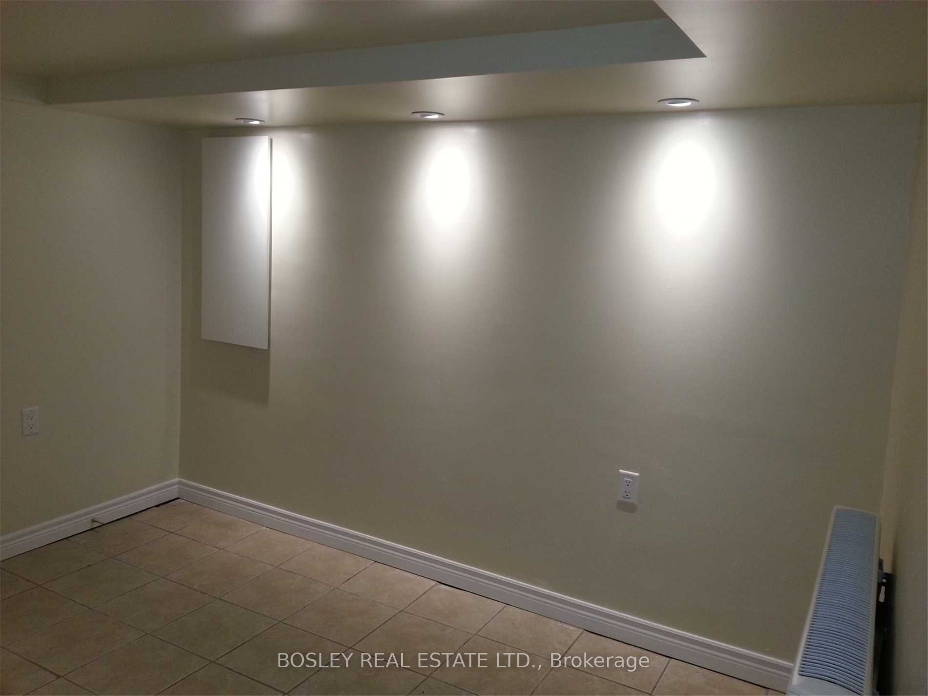 97 Rosemount Avenue 3 Property Photo 6