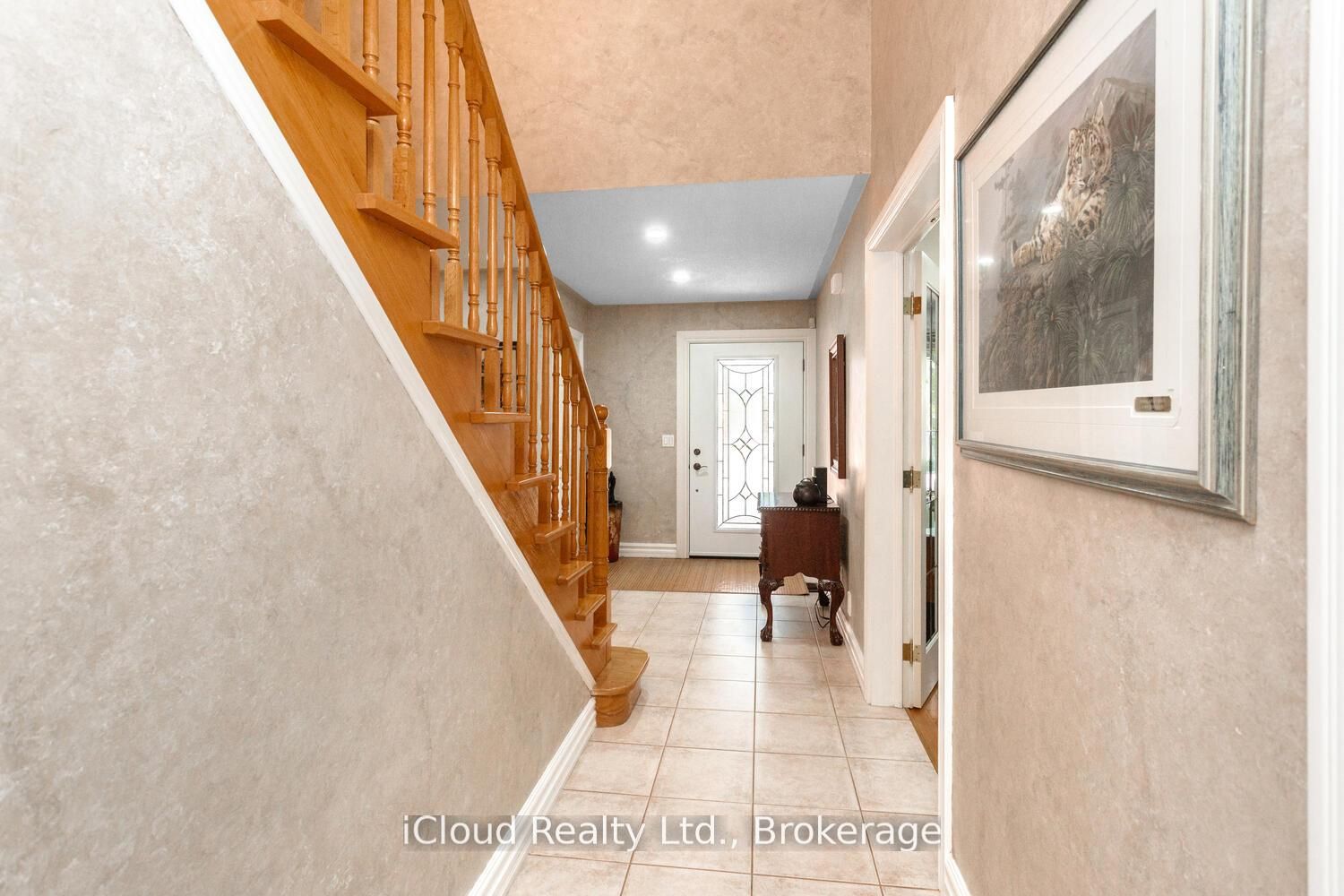 12 Neville Crescent Property Photo 6