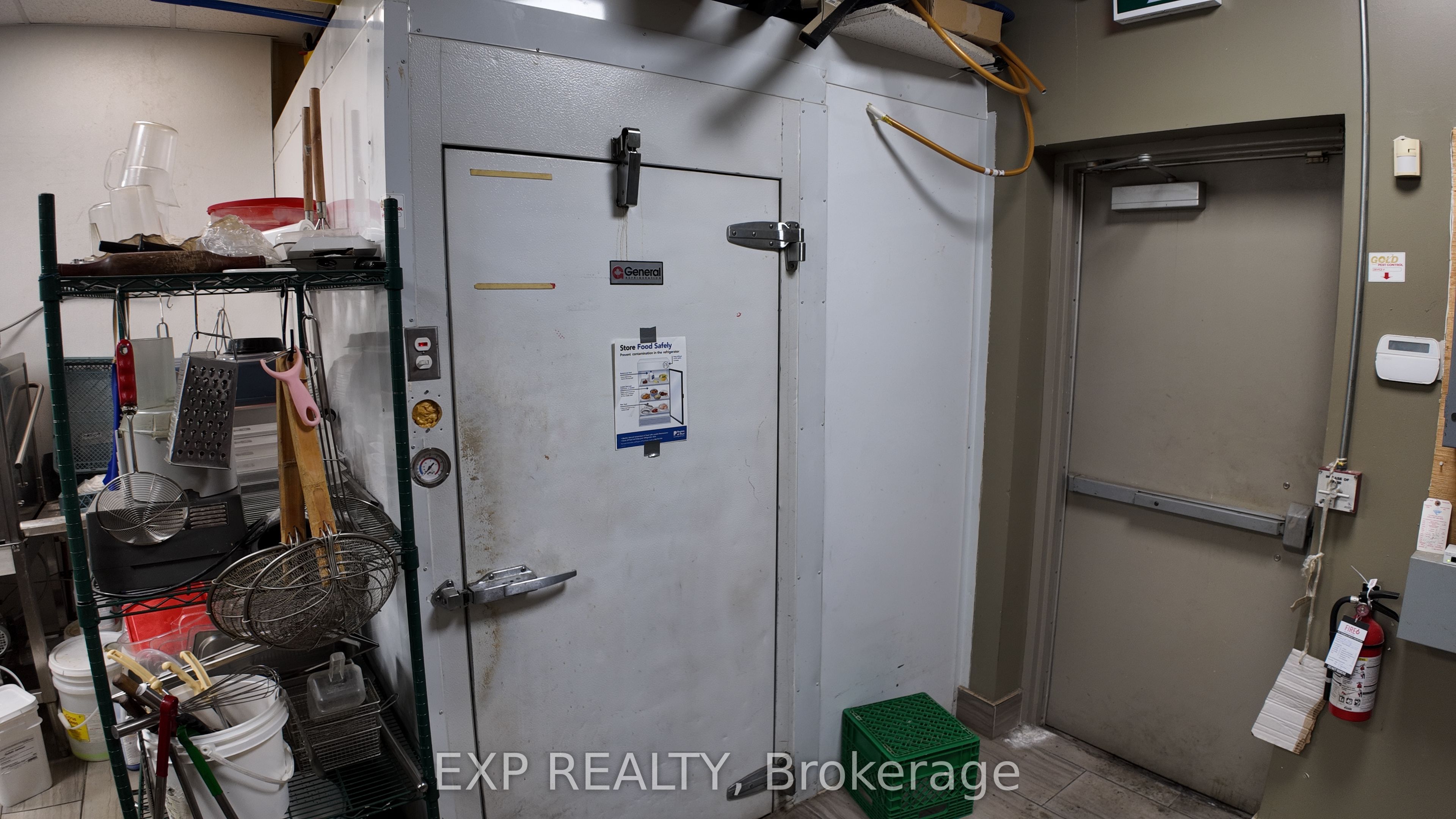 196 Mcewan Drive E 12 Property Photo 9