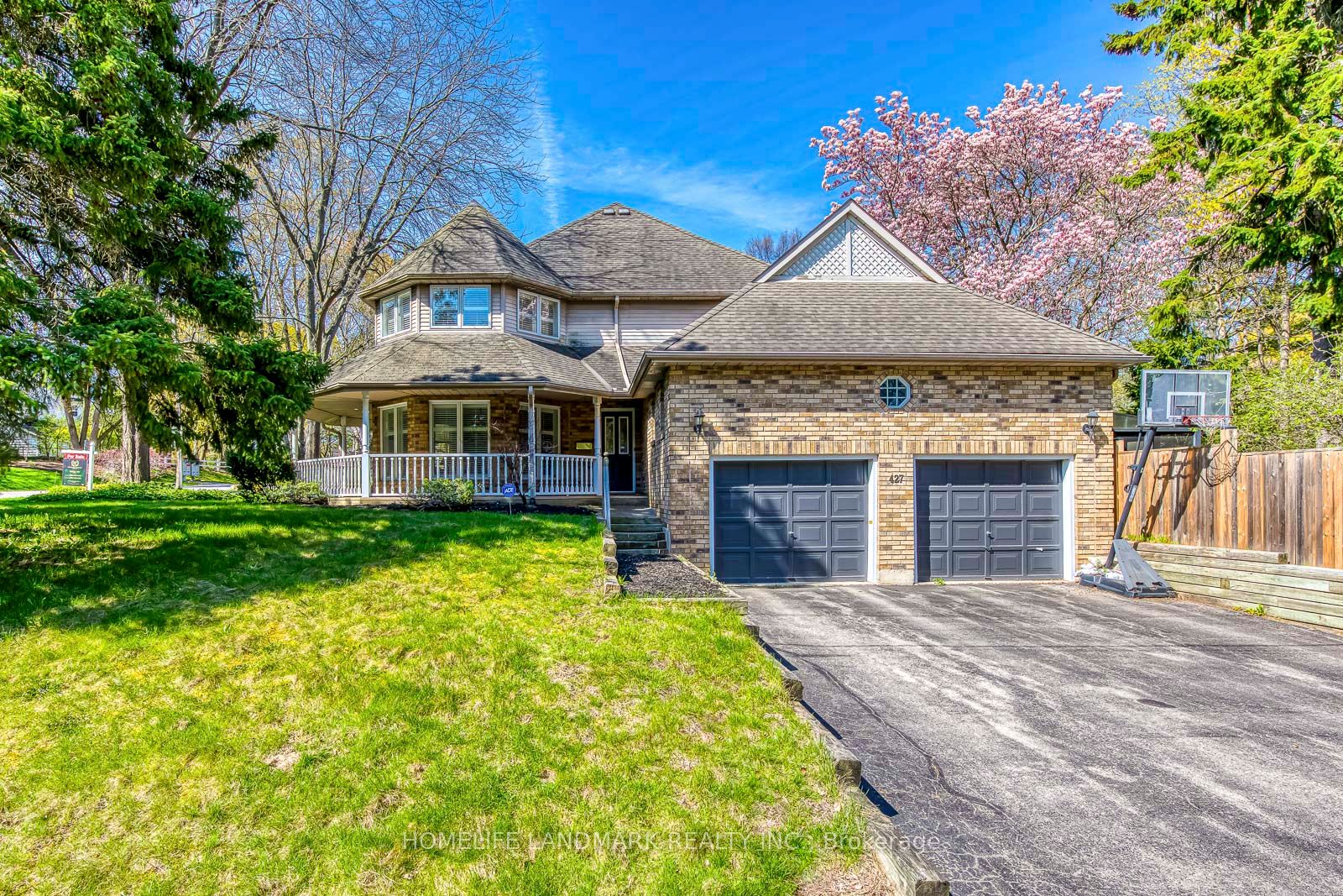 427 Cairncroft Road Property Photo 4