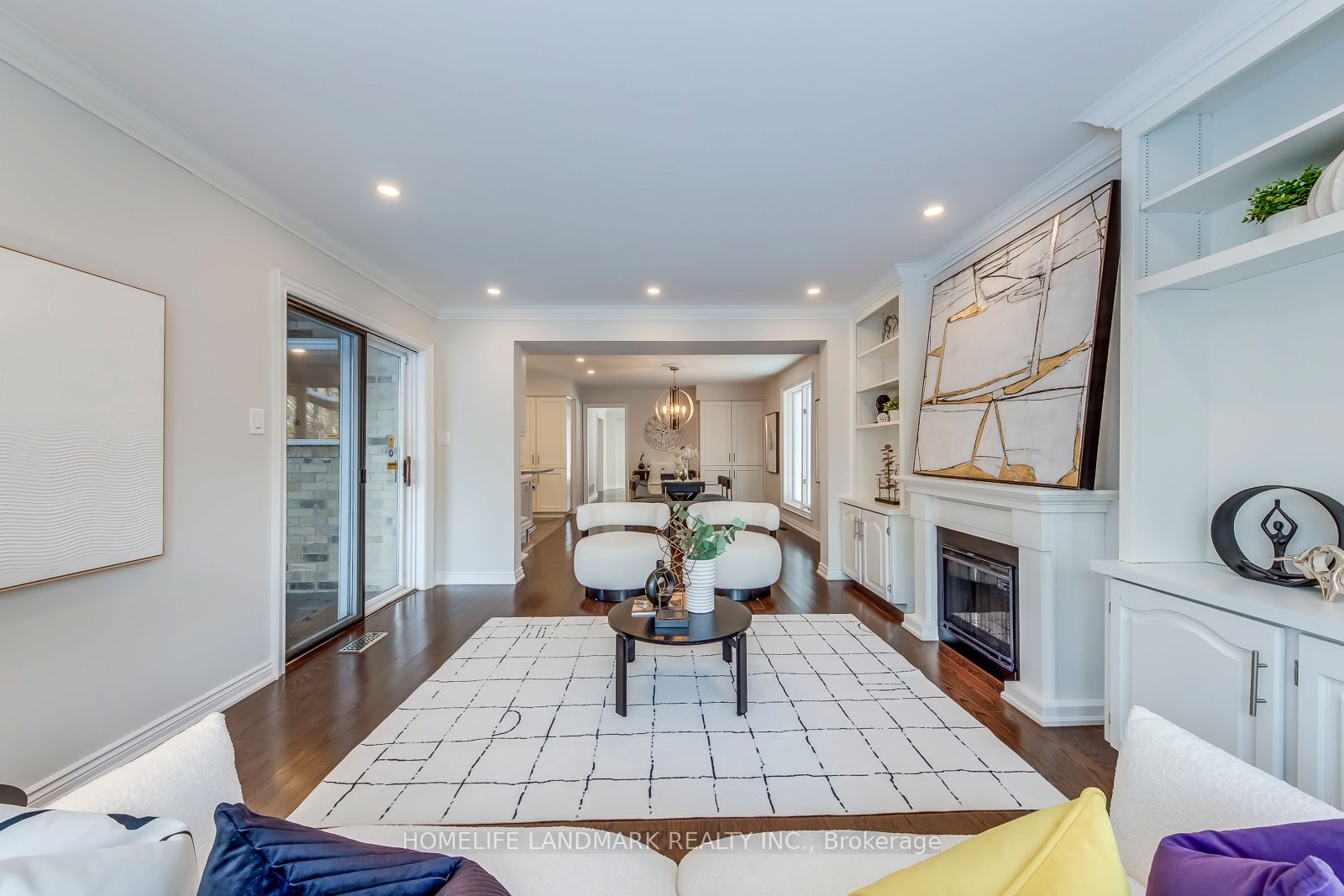 427 Cairncroft Road Property Photo 13