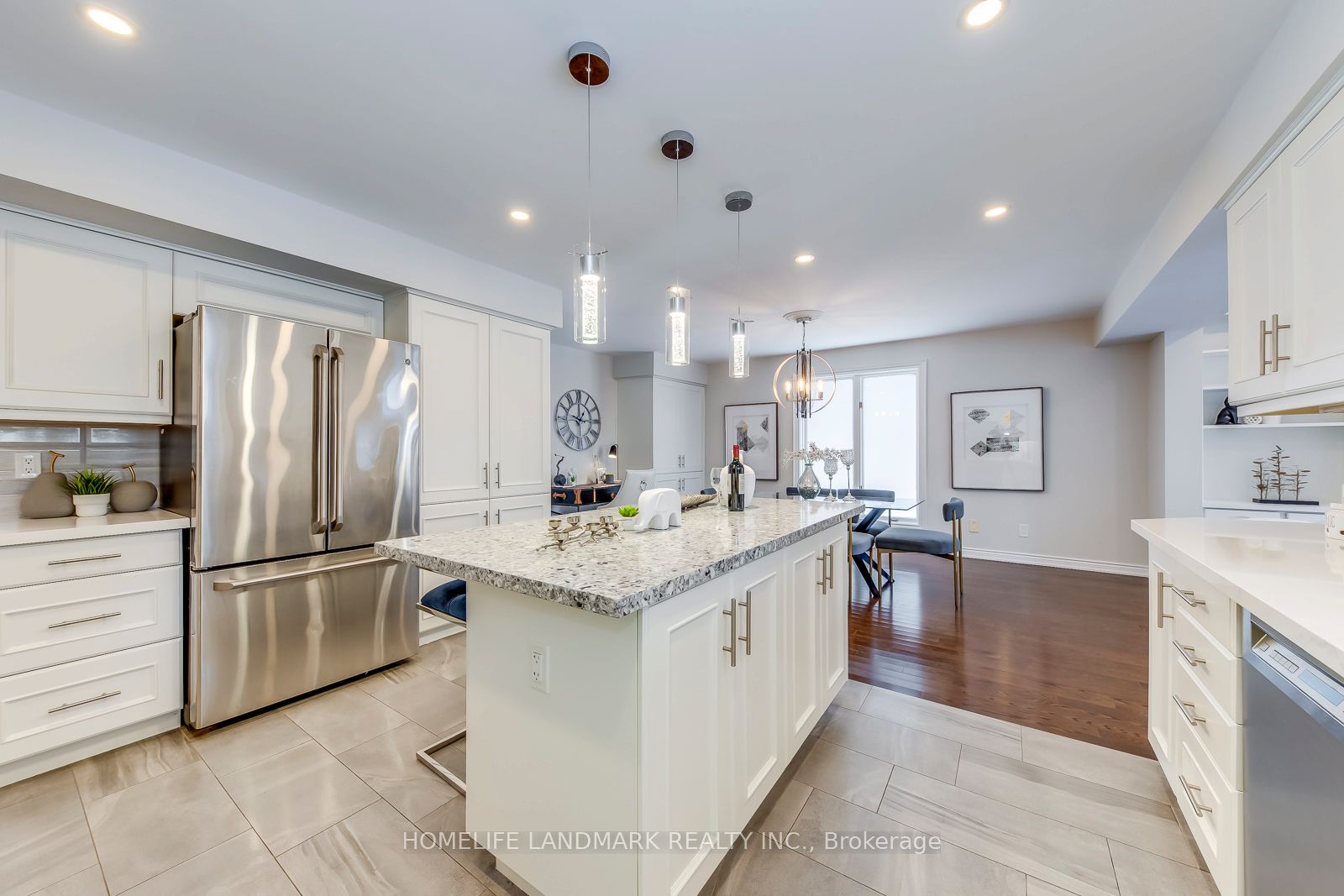 427 Cairncroft Road Property Photo 22
