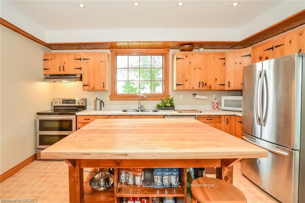 12938 Tenth Line Property Photo 15
