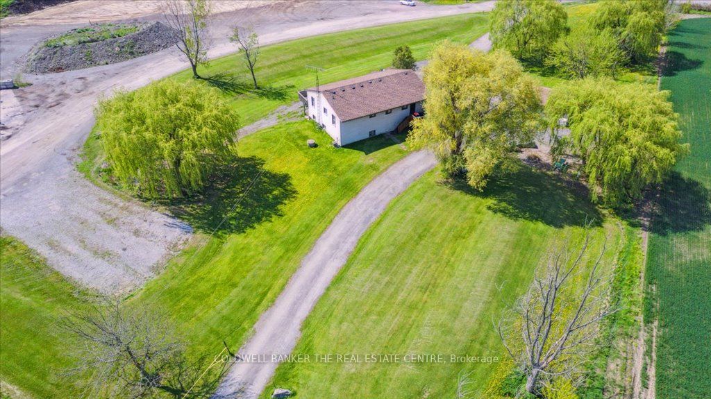 4321 Sixth Line Property Photo 12