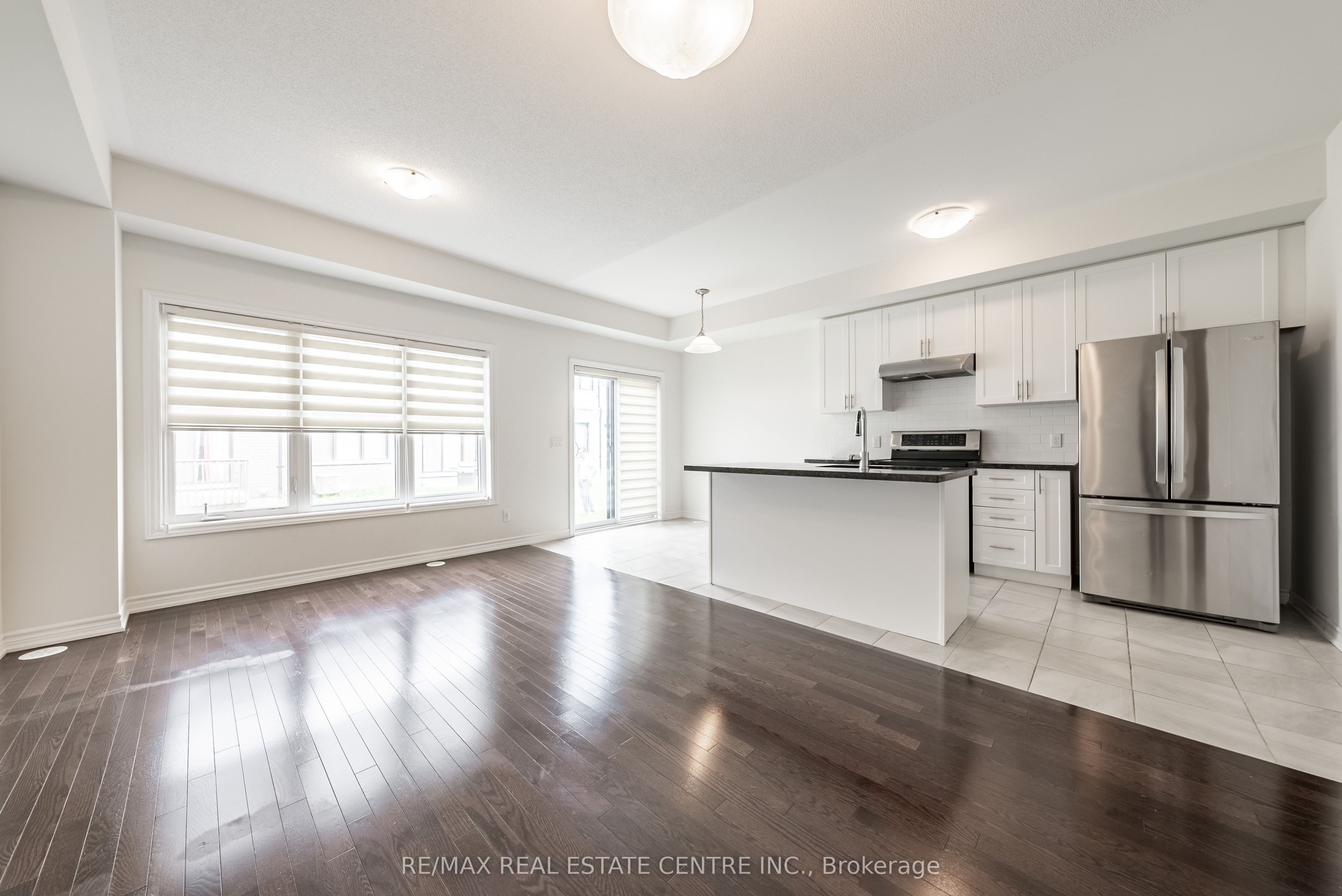 391 Athabasca Common Property Photo 8