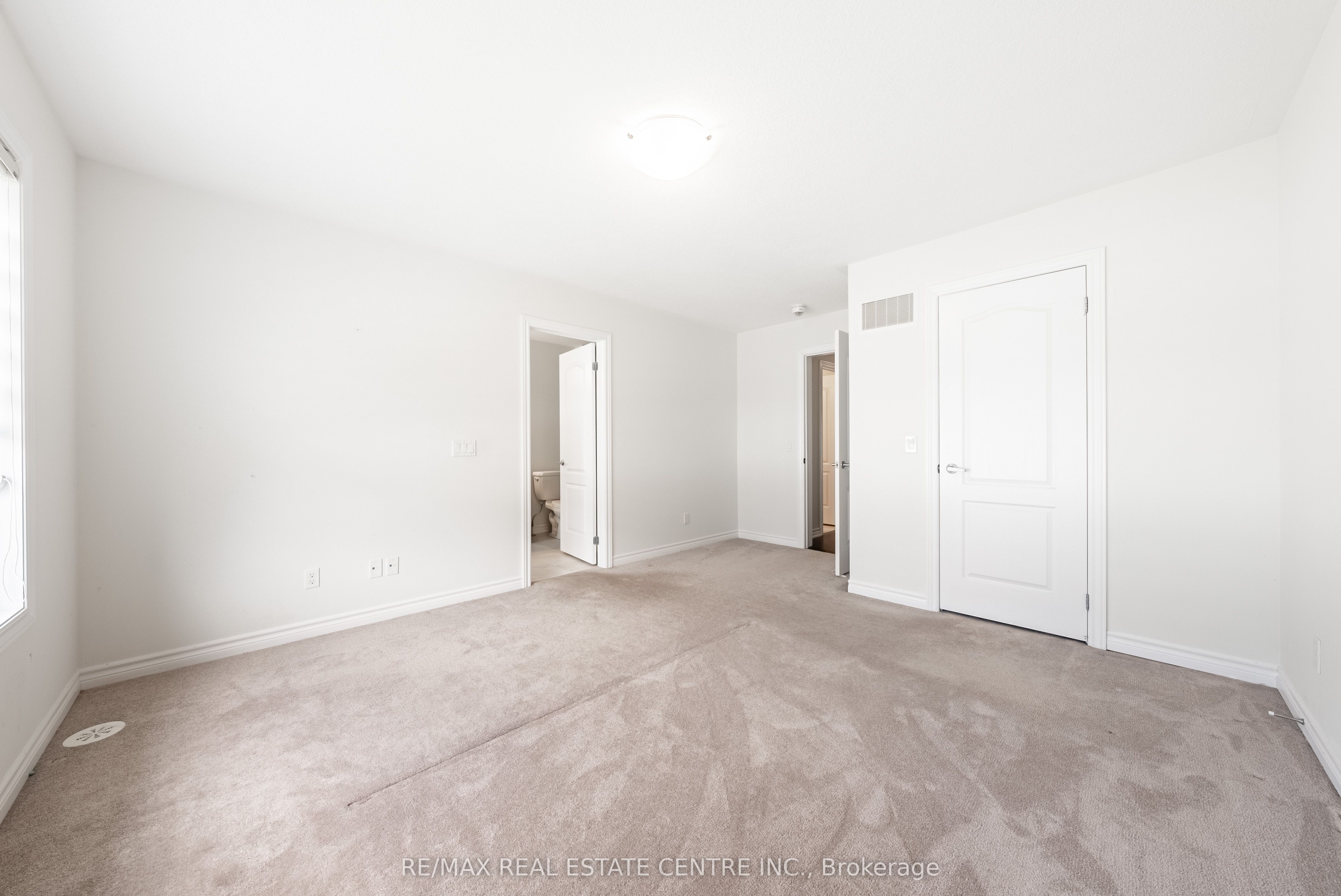 391 Athabasca Common Property Photo 21