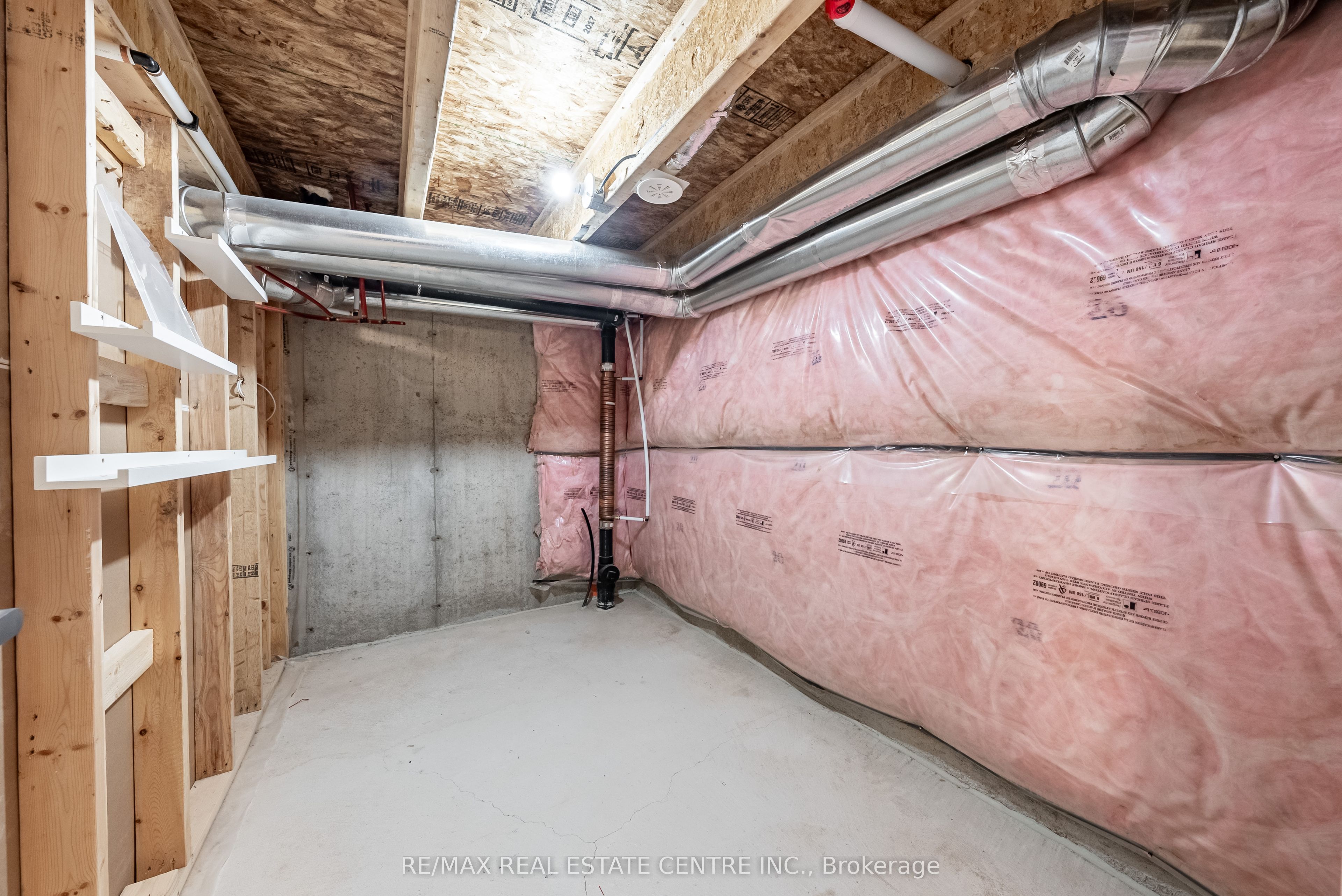 391 Athabasca Common Property Photo 39