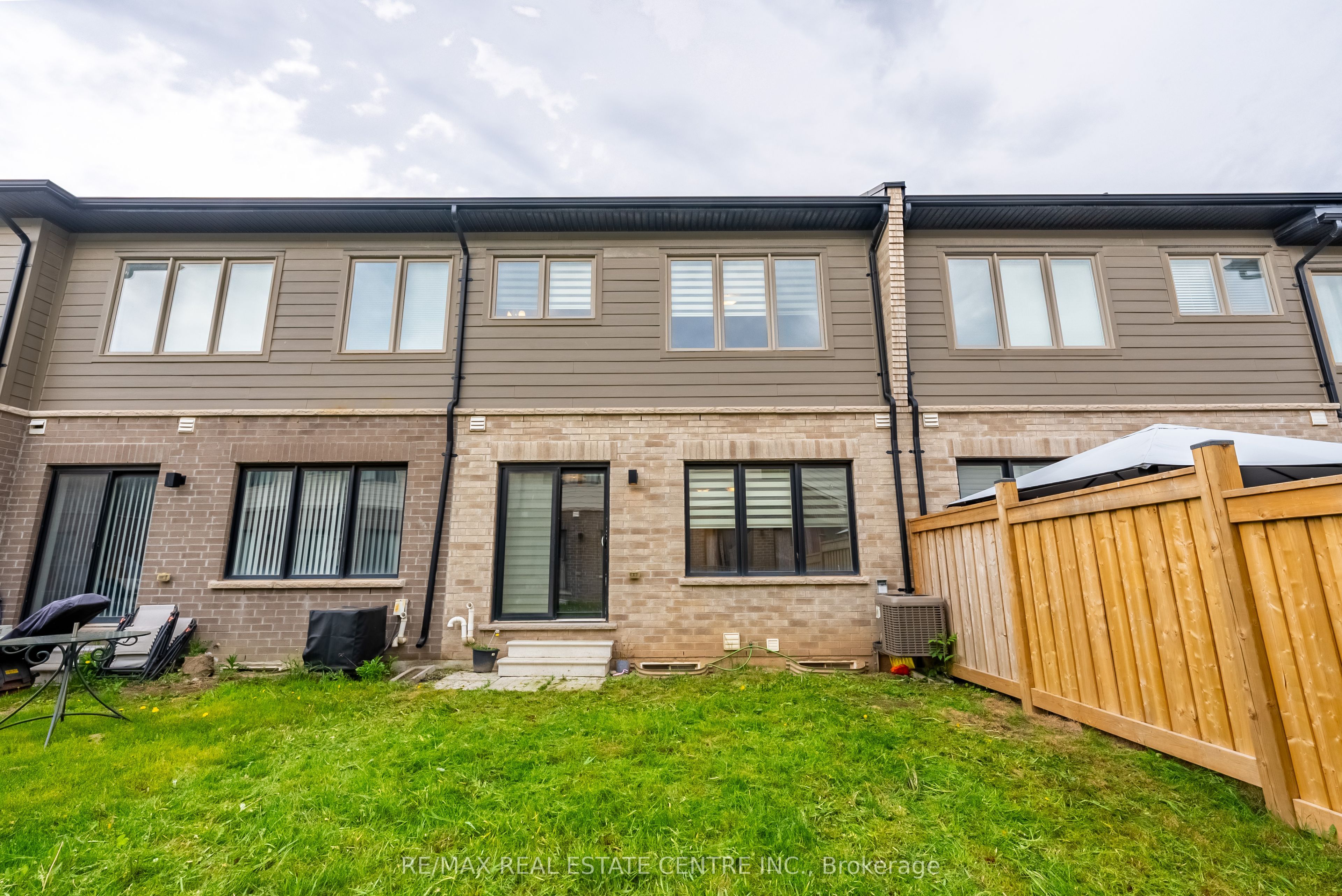 391 Athabasca Common Property Photo 43